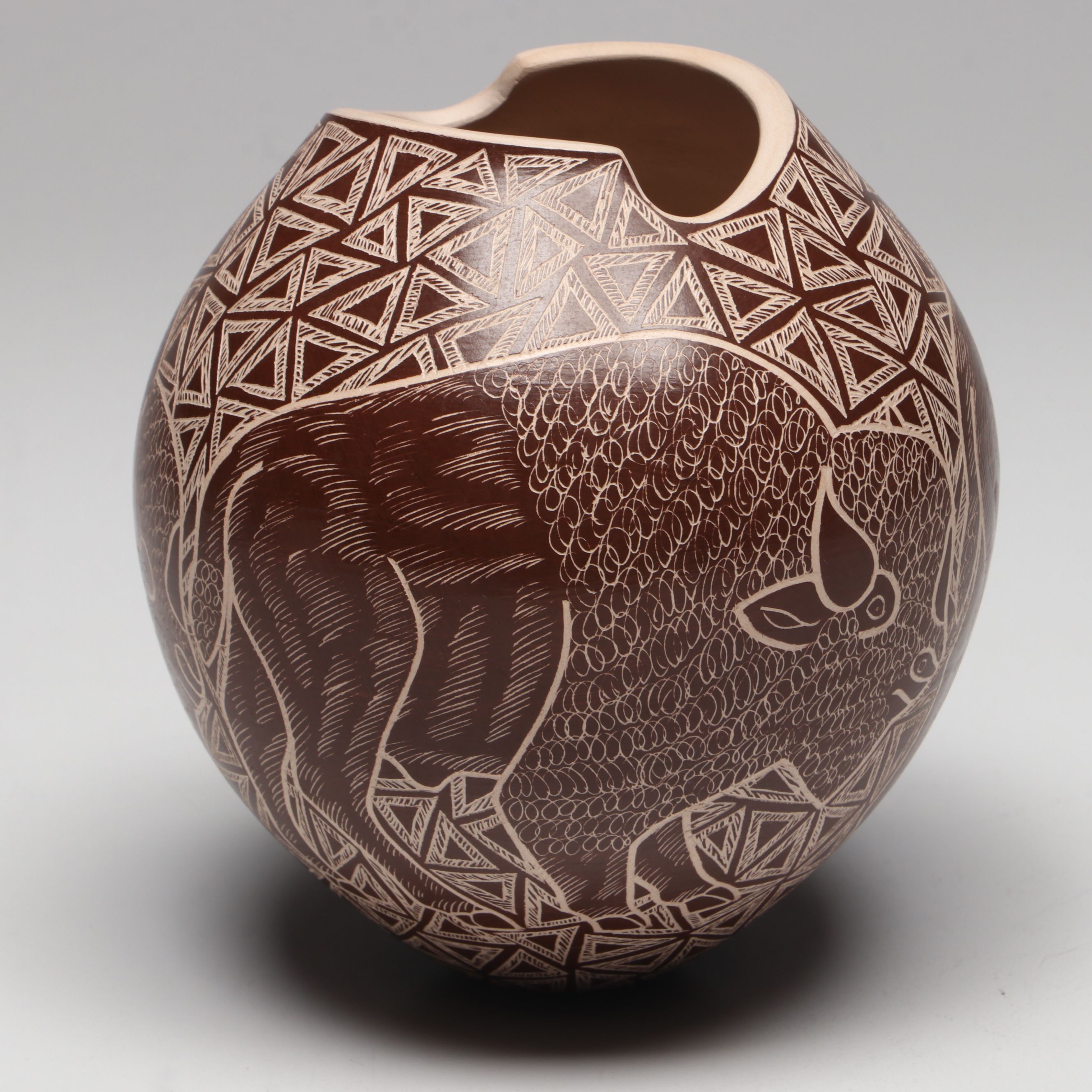 Heri Mora Mata Ortiz Pueblo Pottery Vase with Buffalo Motif