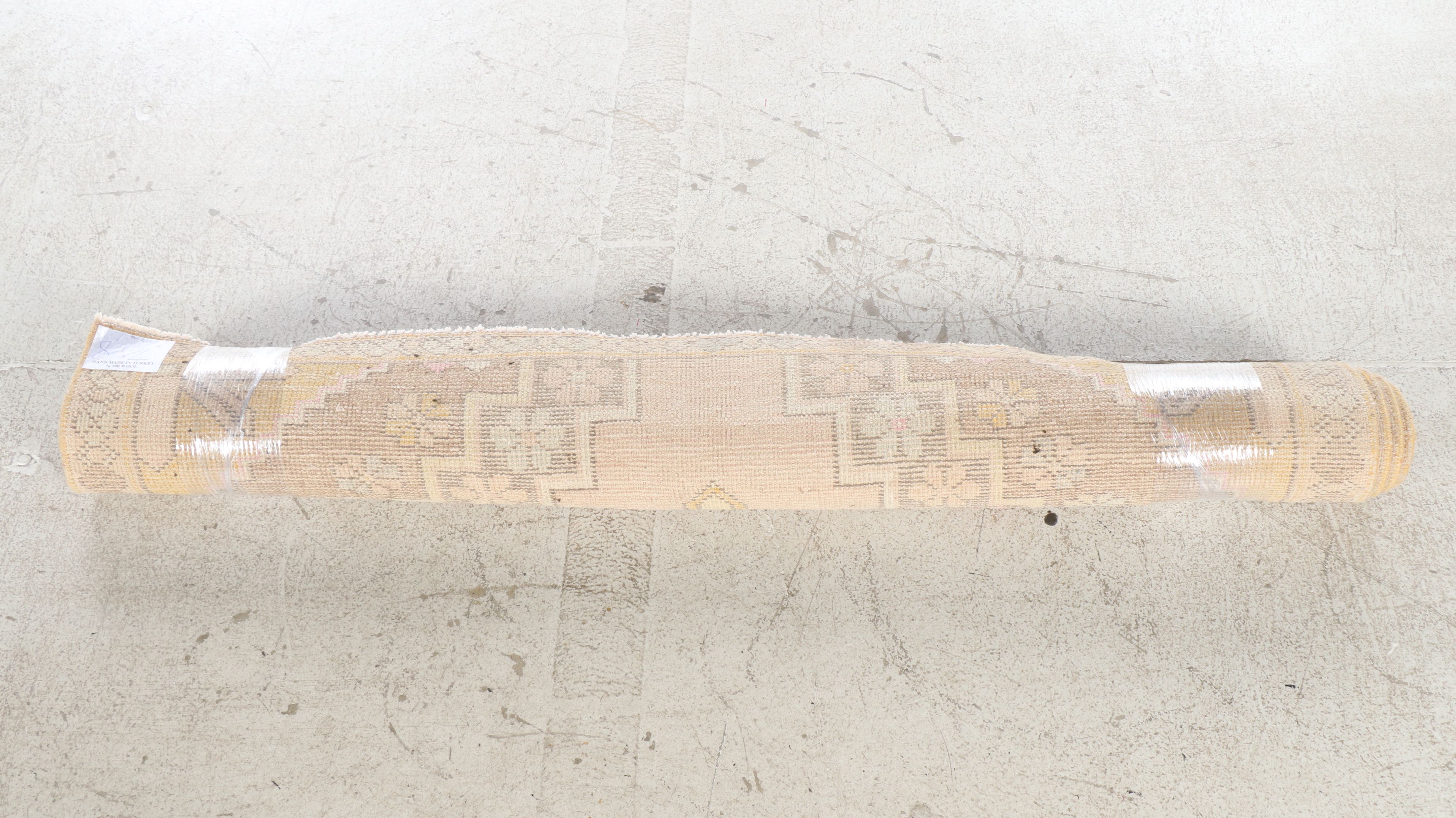 4'6 x 9' Hand-Knotted Turkish Anatolian Area Rug