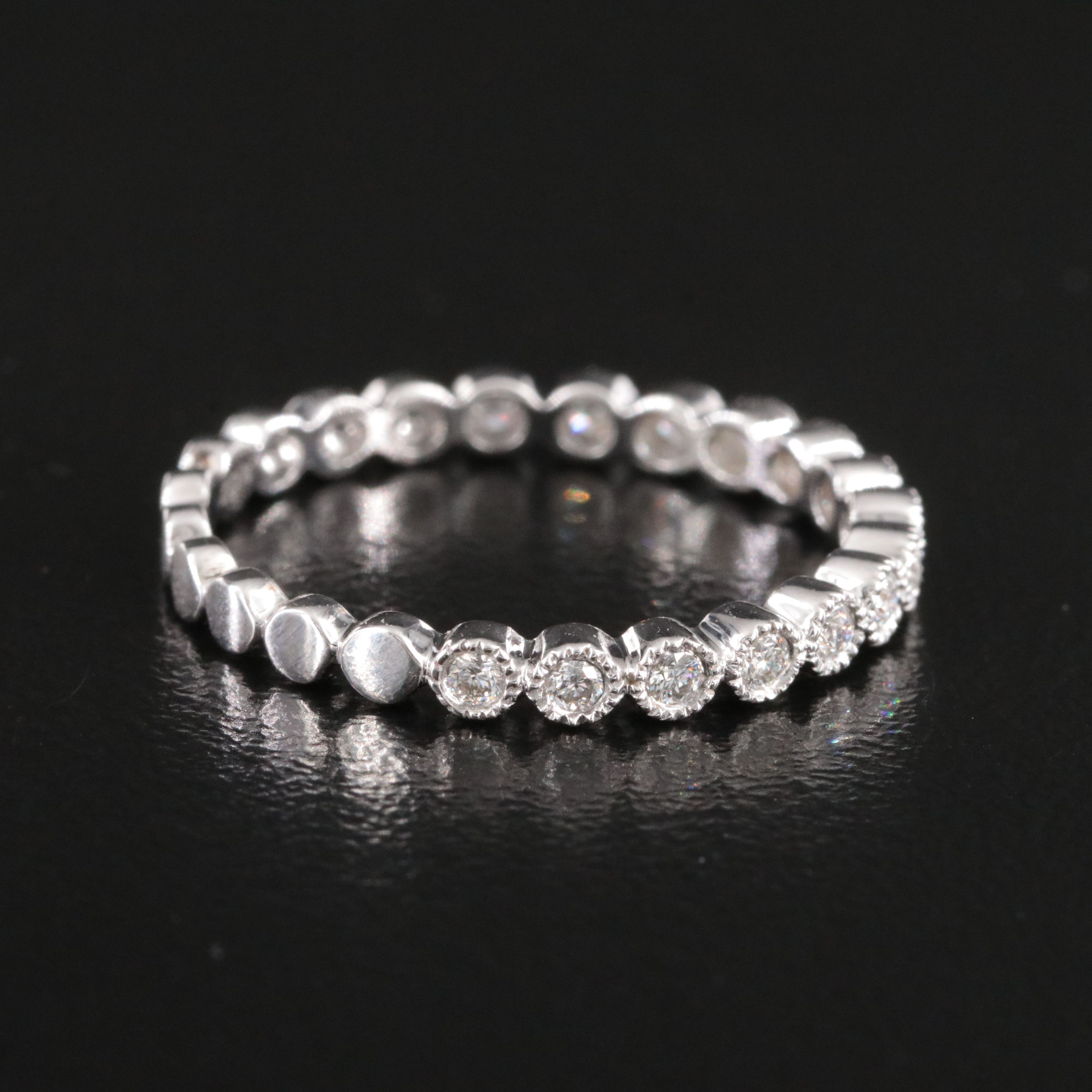 18K 0.20 CTW Diamond Band