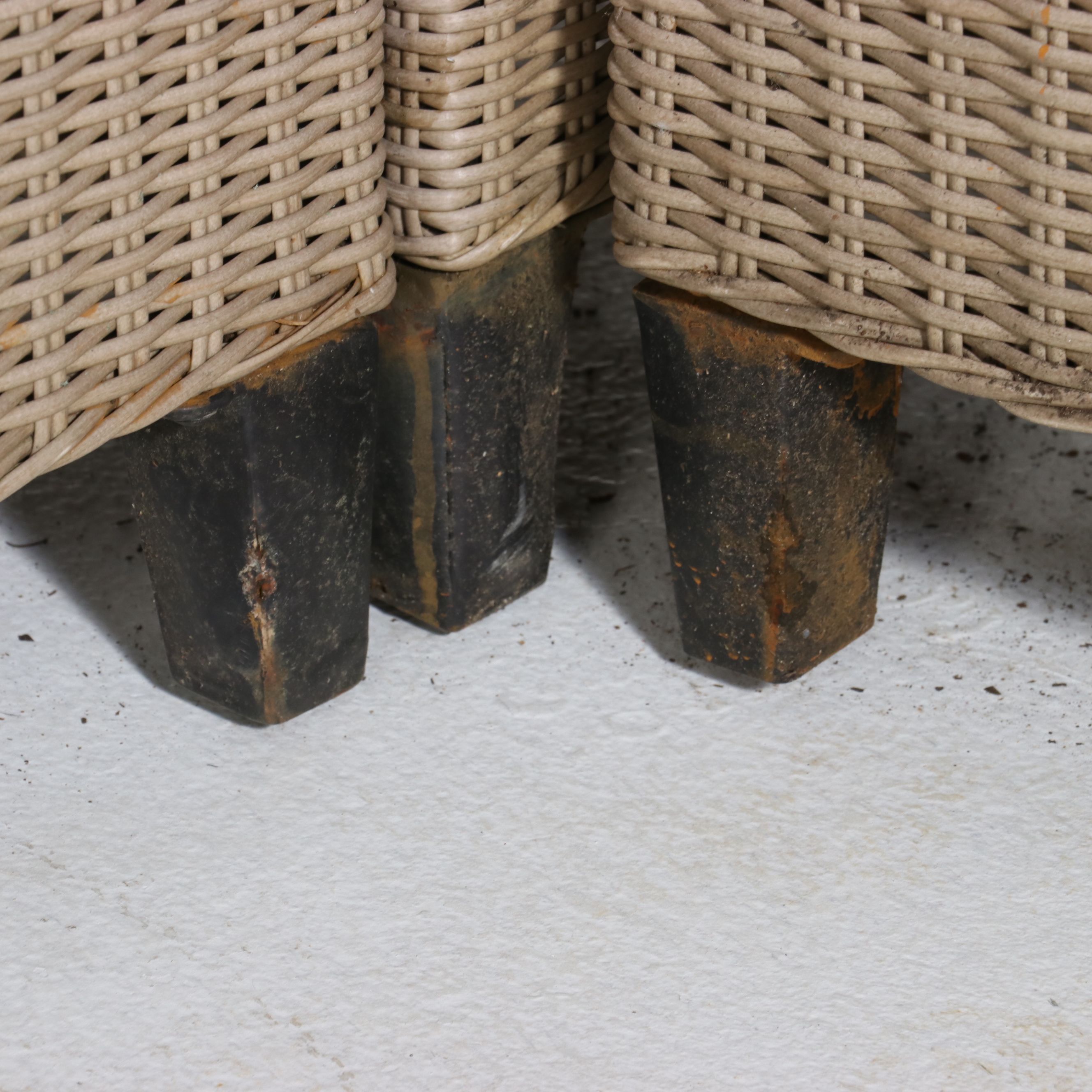 Resin Wicker Patio Sectional Sofa with Coffee Table and Threshold Cushions