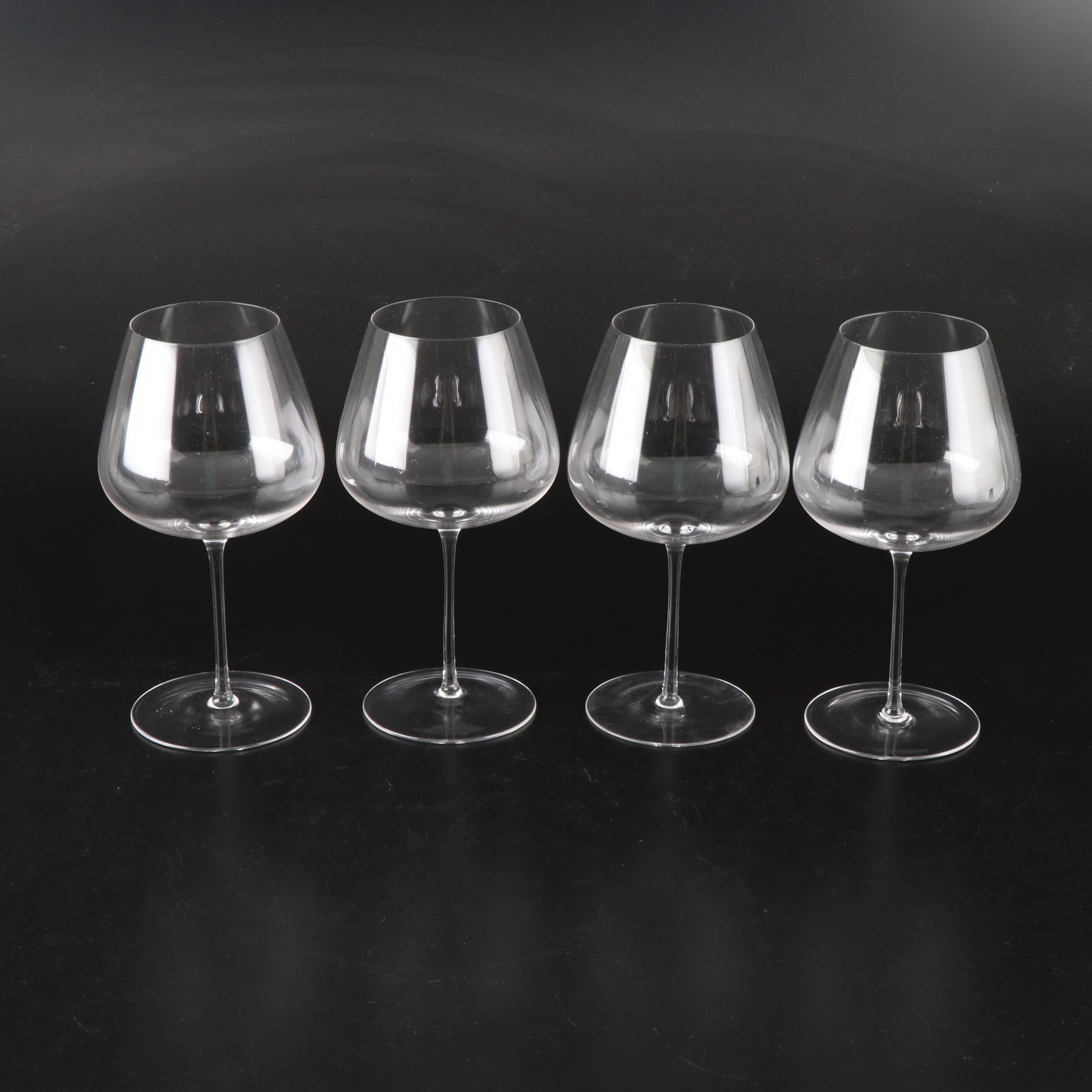 Yaschmo Contemporary Glass Wine Glasses