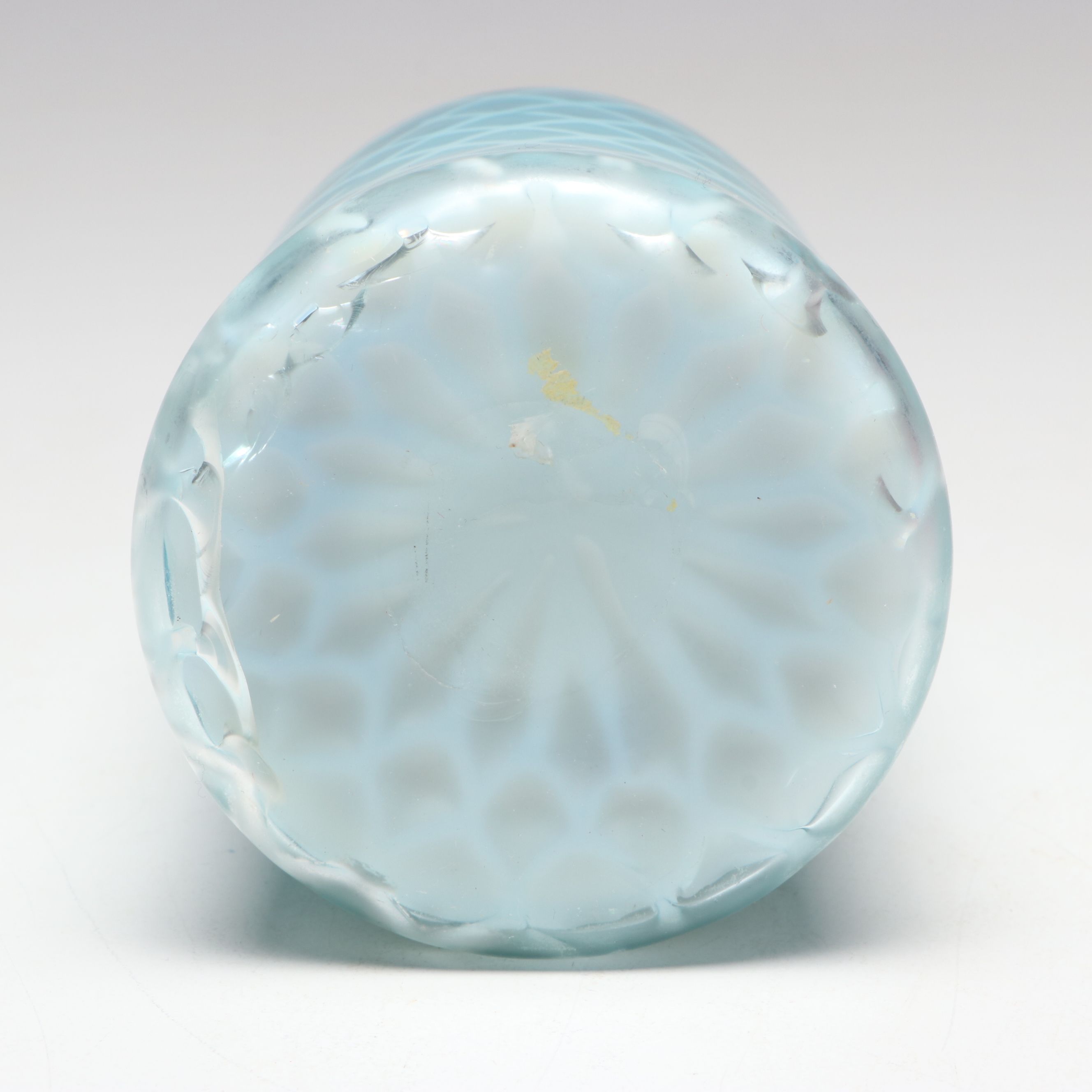 Satin Glass Diamond Quilted Pattern Oil Bottle with Spatter Glass Decanter