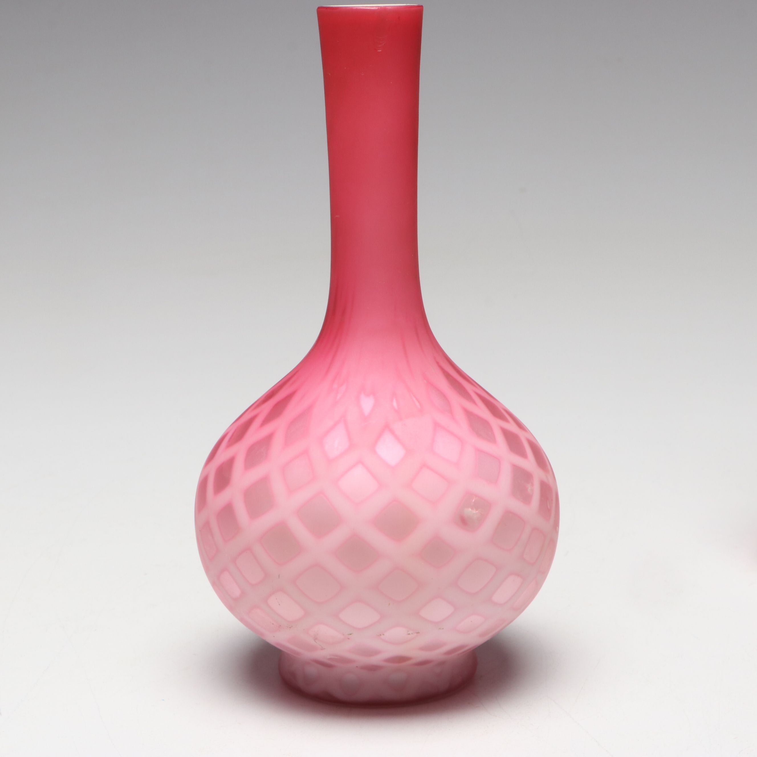 Satin Glass Diamond Quilted Pattern Oil Bottle with Spatter Glass Decanter