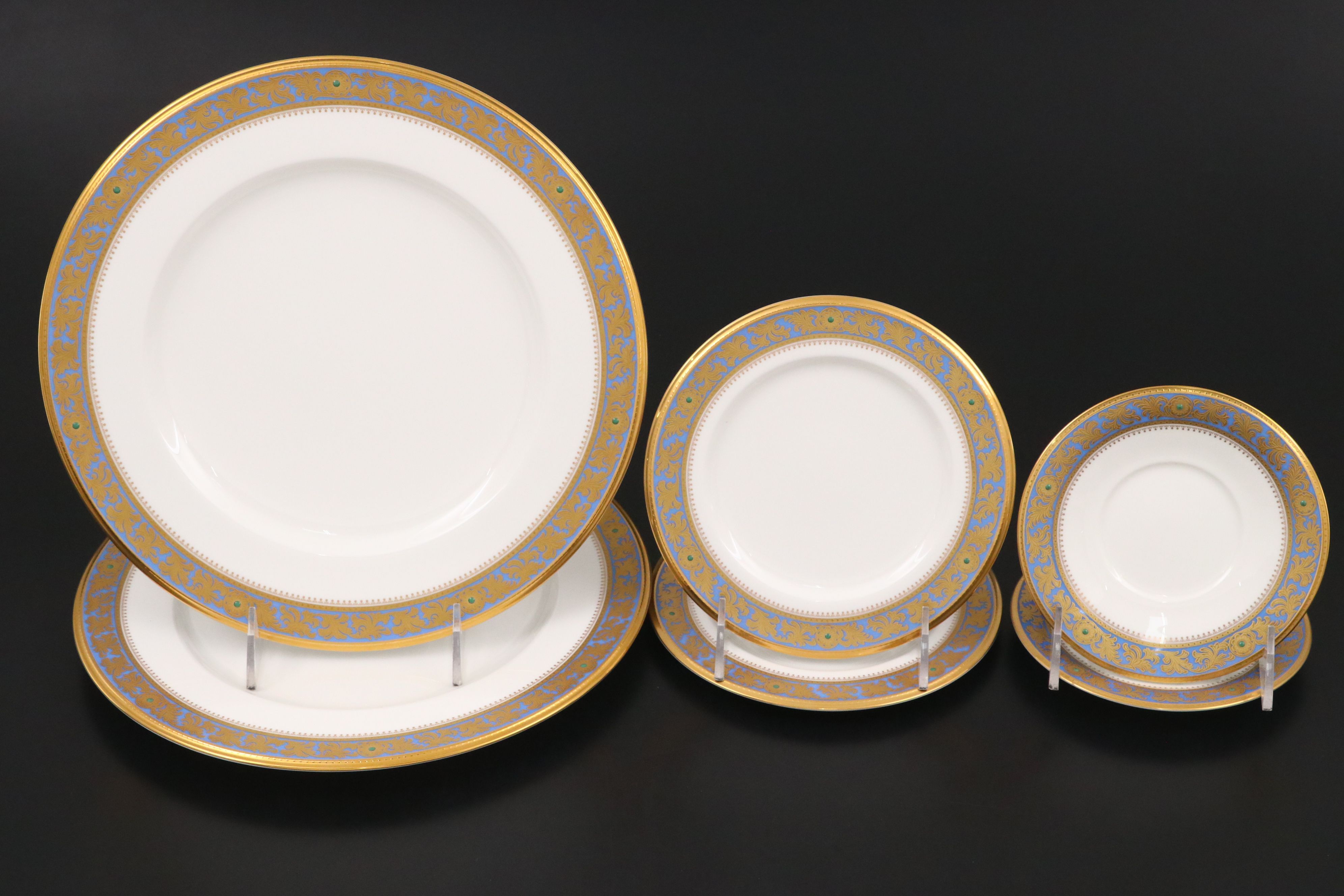 Noritake "Grand Broché" Japanese Bone China Dinnerware, Late 20th Century