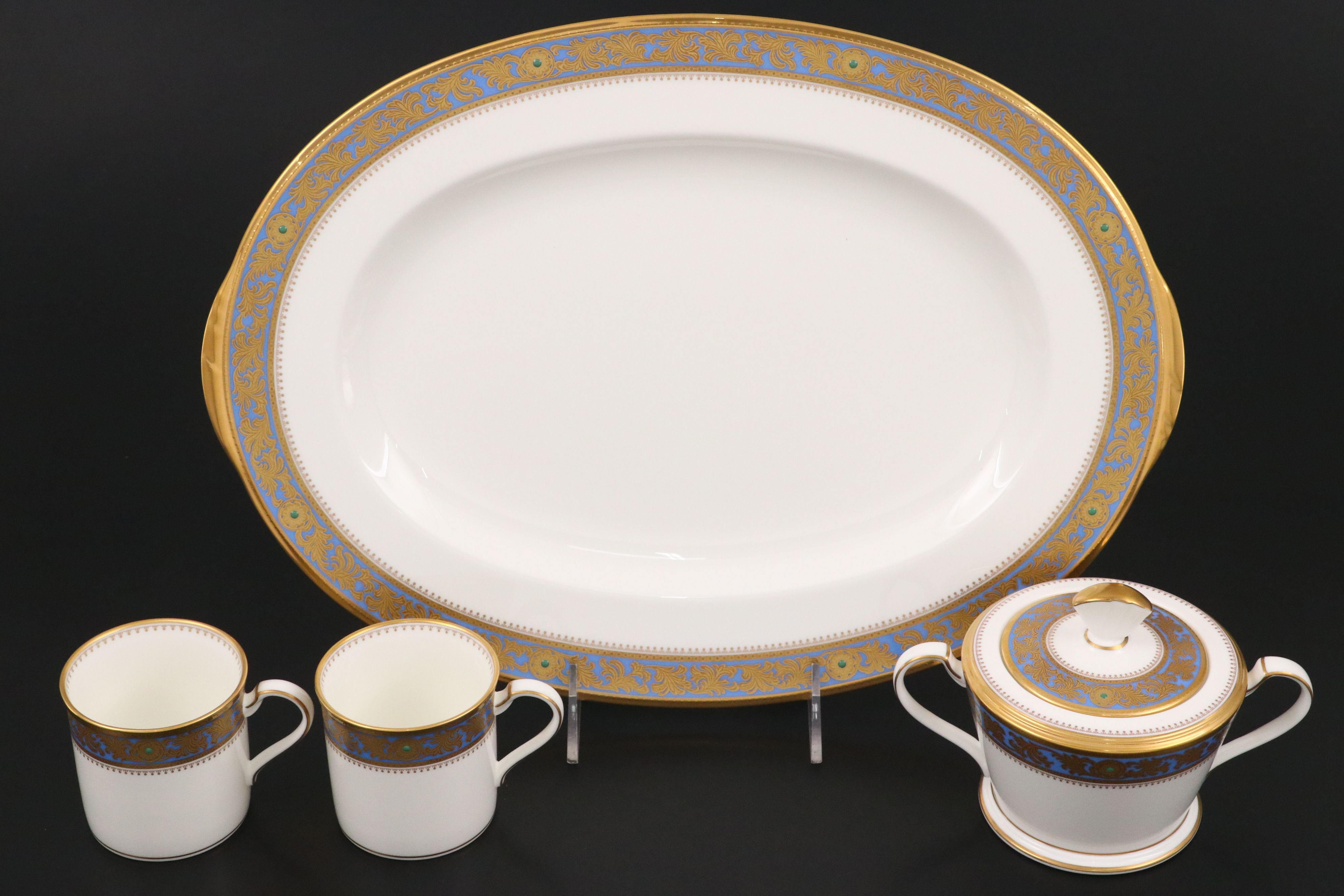 Noritake "Grand Broché" Japanese Bone China Dinnerware, Late 20th Century