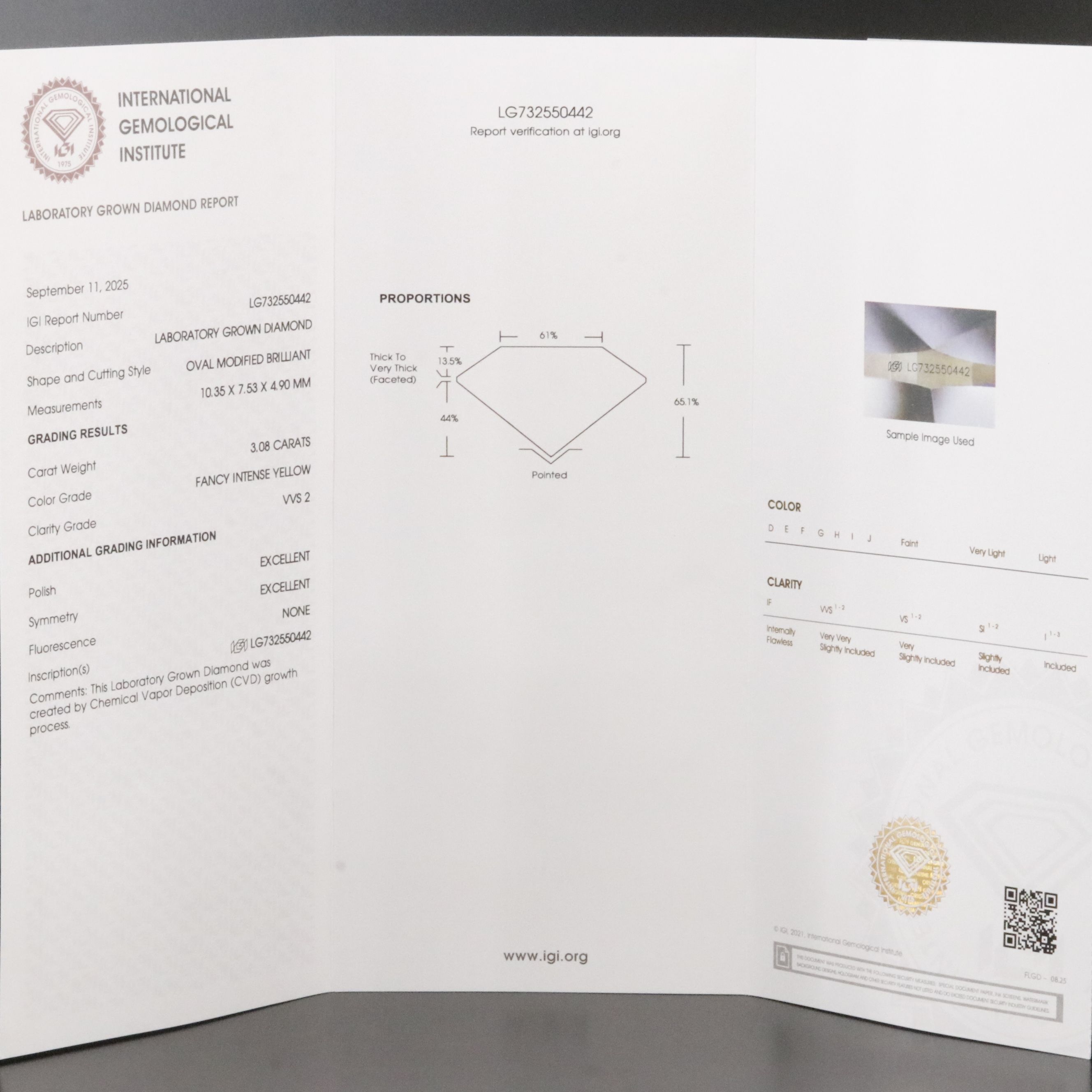 18K 3.59 CTW Lab Grown Diamond Ring w/ IGI Report & Fancy Intense Yellow Center
