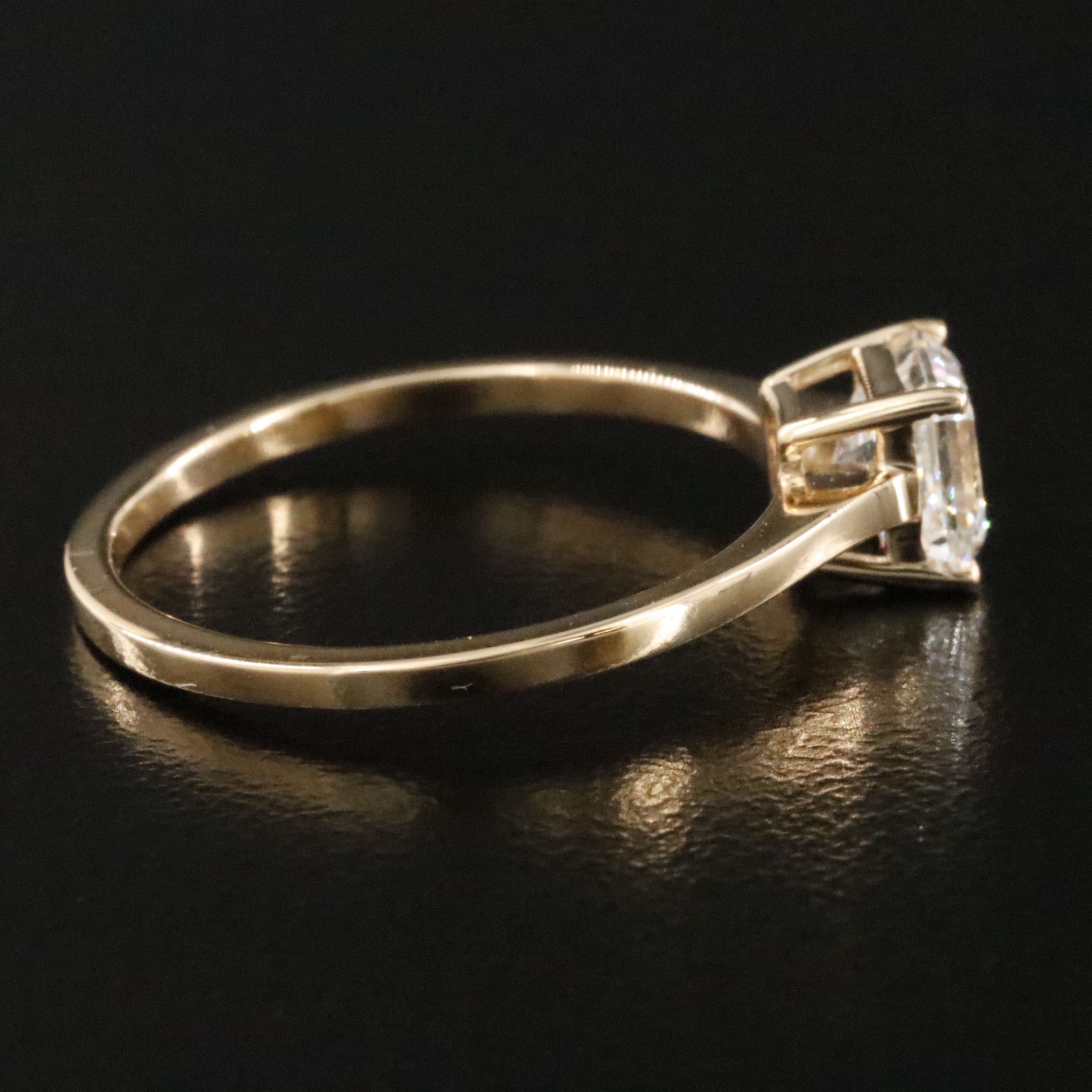 18K 1.00 CT Internally Flawless Diamond Solitaire Ring with GIA Report