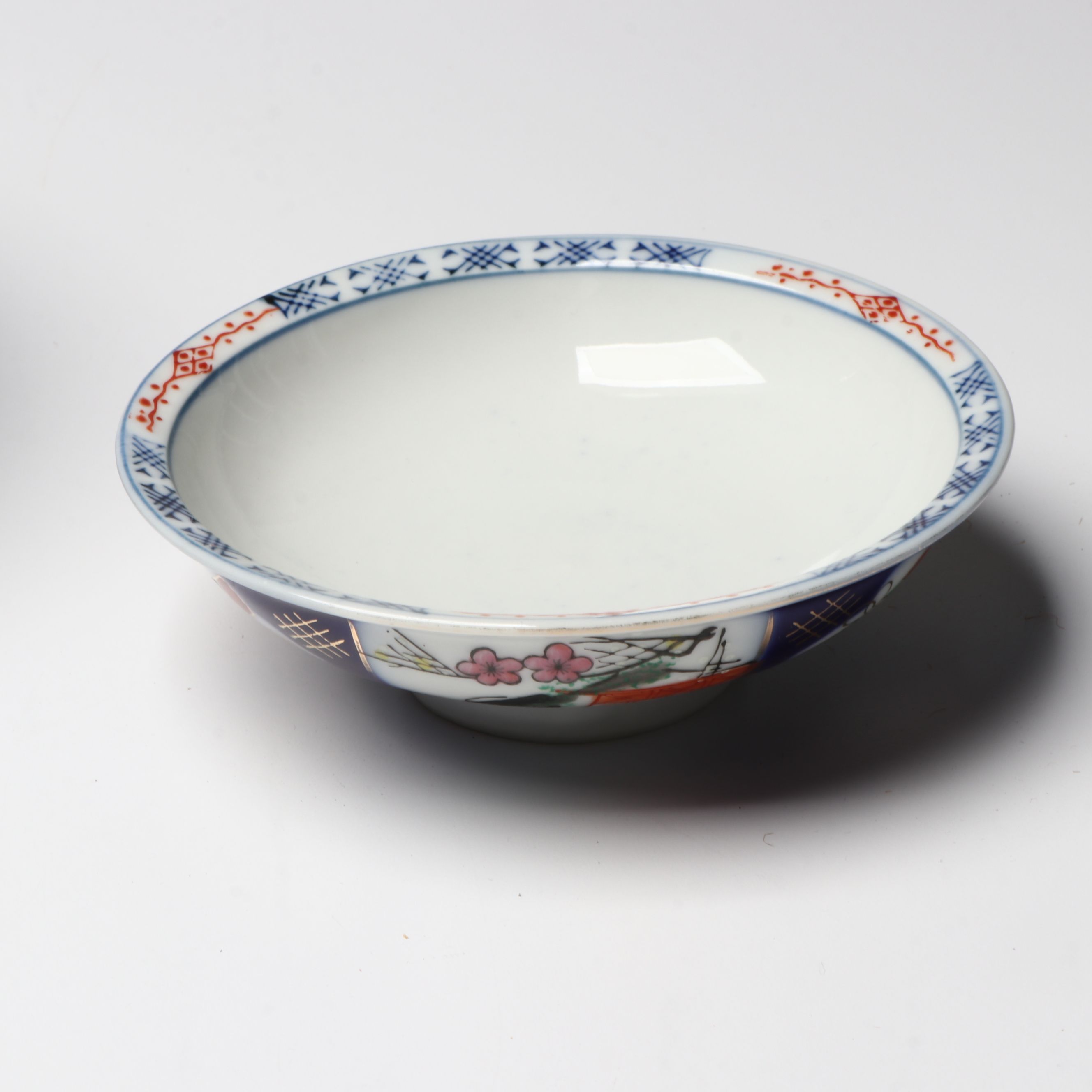 Japanese Imari Gilt Porcelain Dinnerware