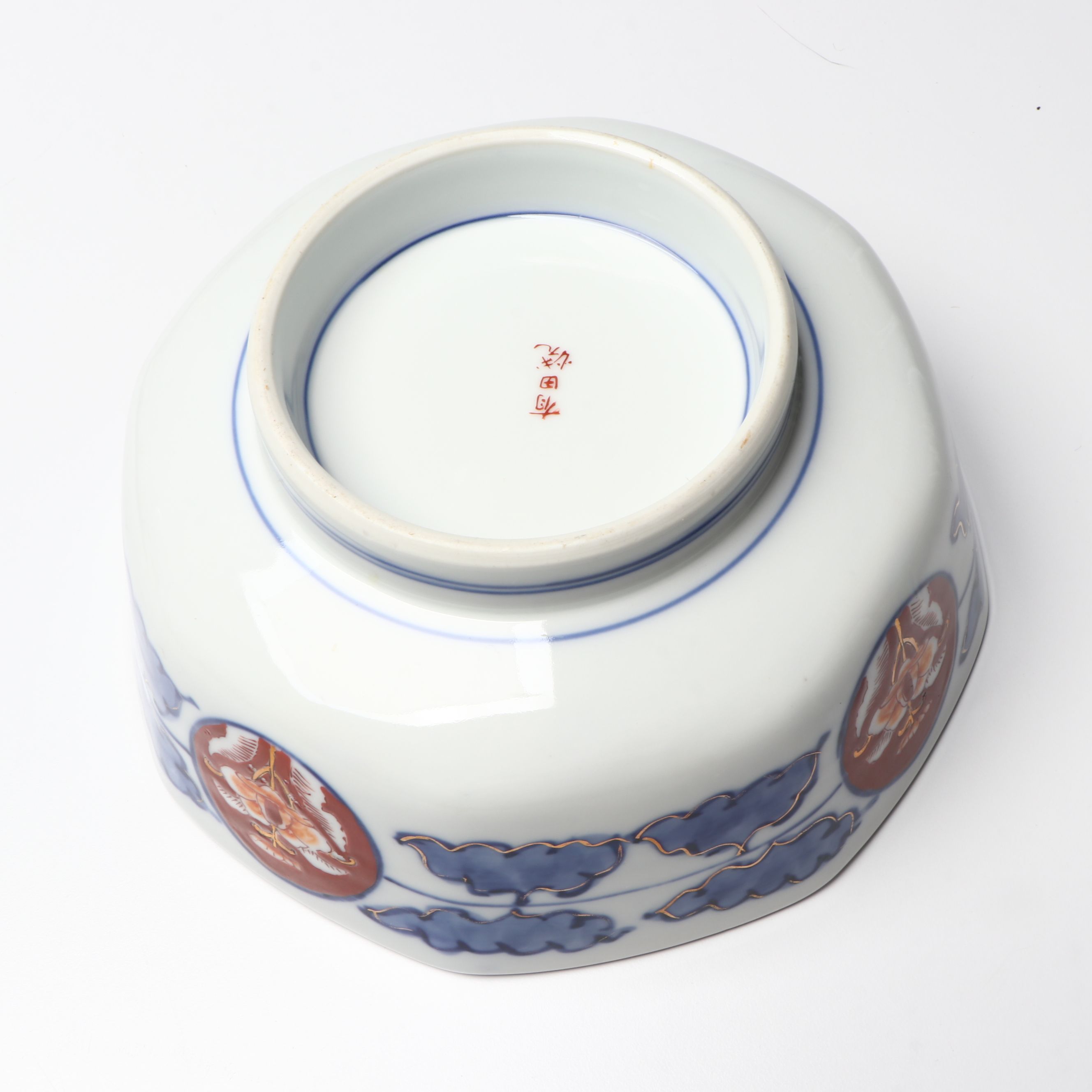 Japanese Imari Gilt Porcelain Dinnerware