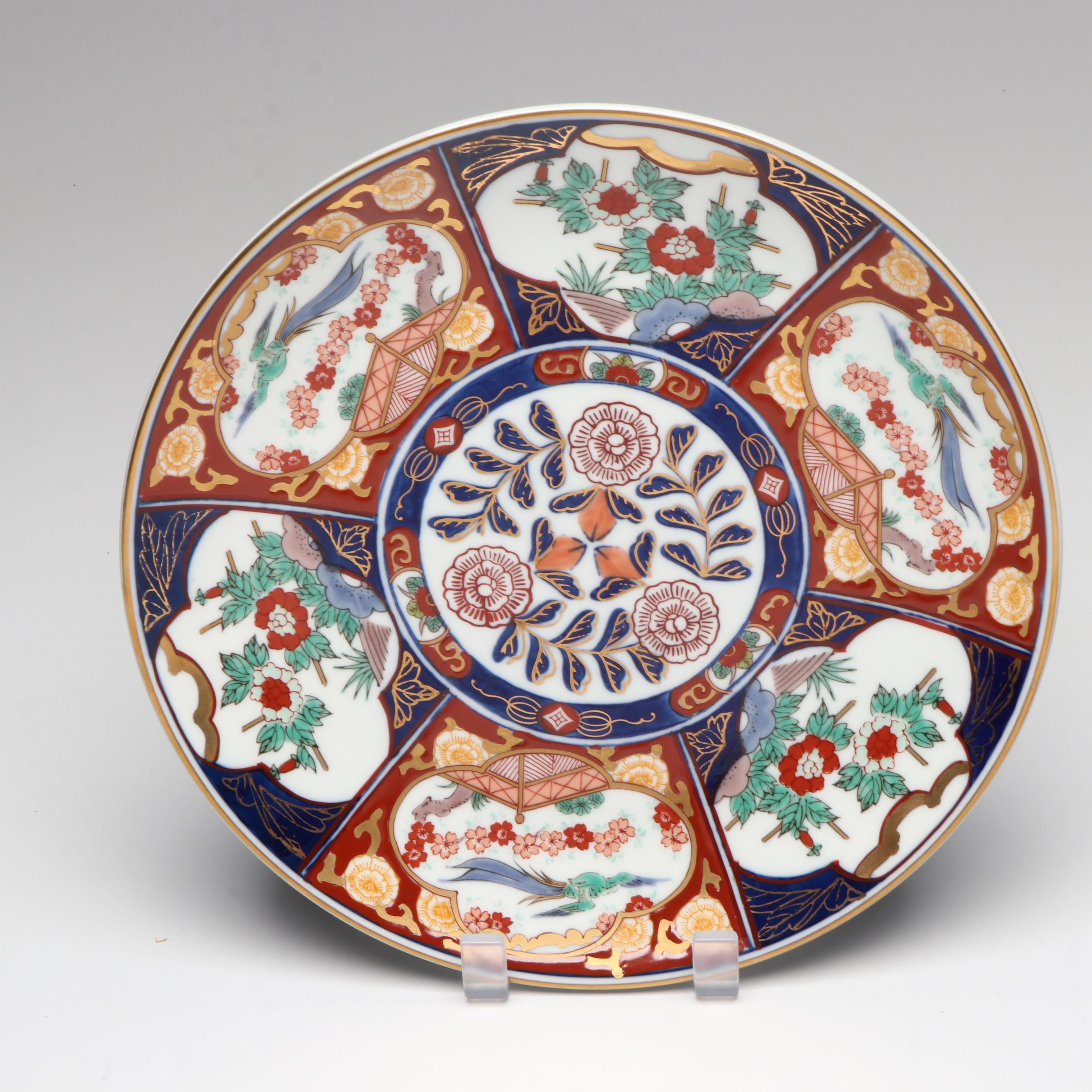 Japanese Imari Gilt Porcelain Dinnerware