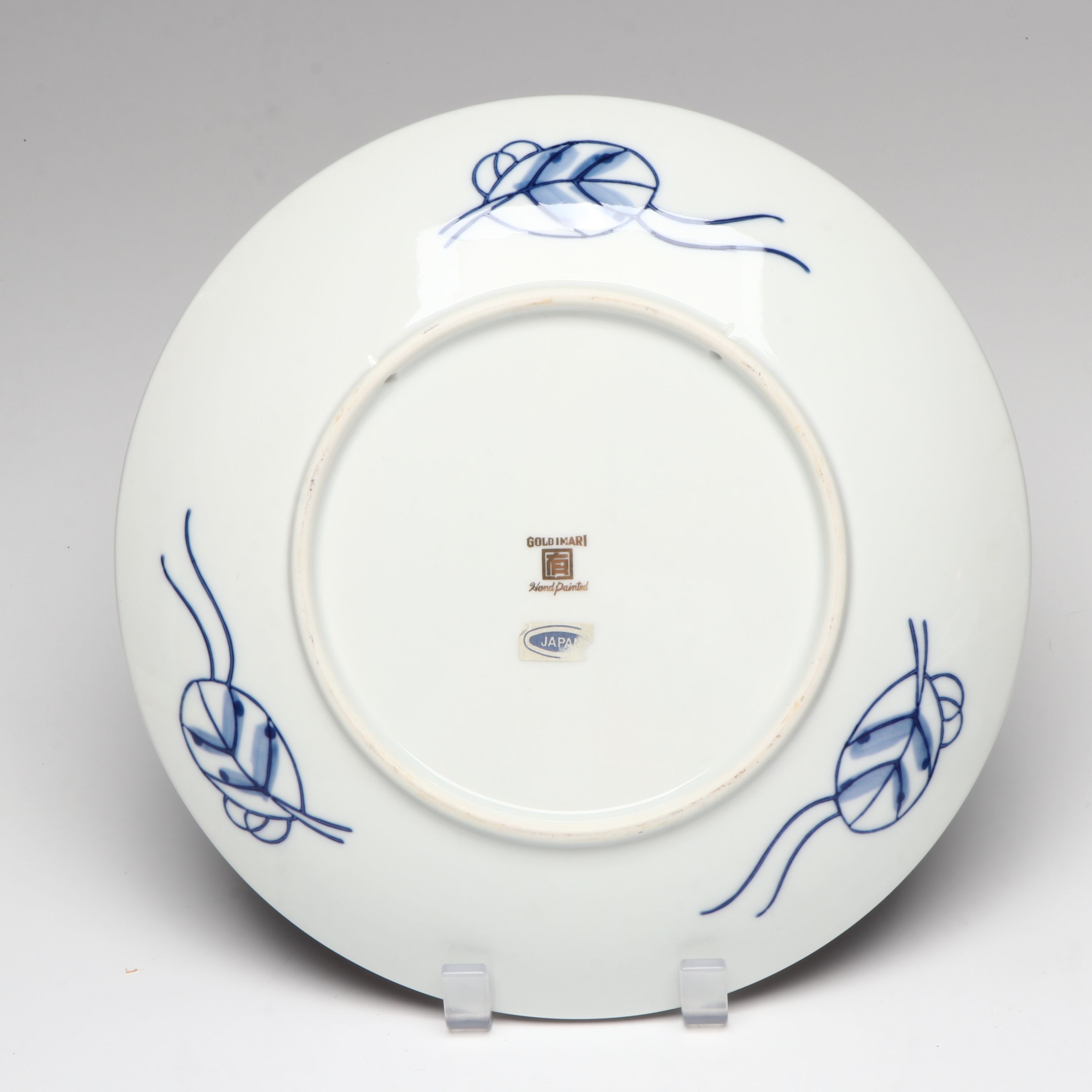 Japanese Imari Gilt Porcelain Dinnerware
