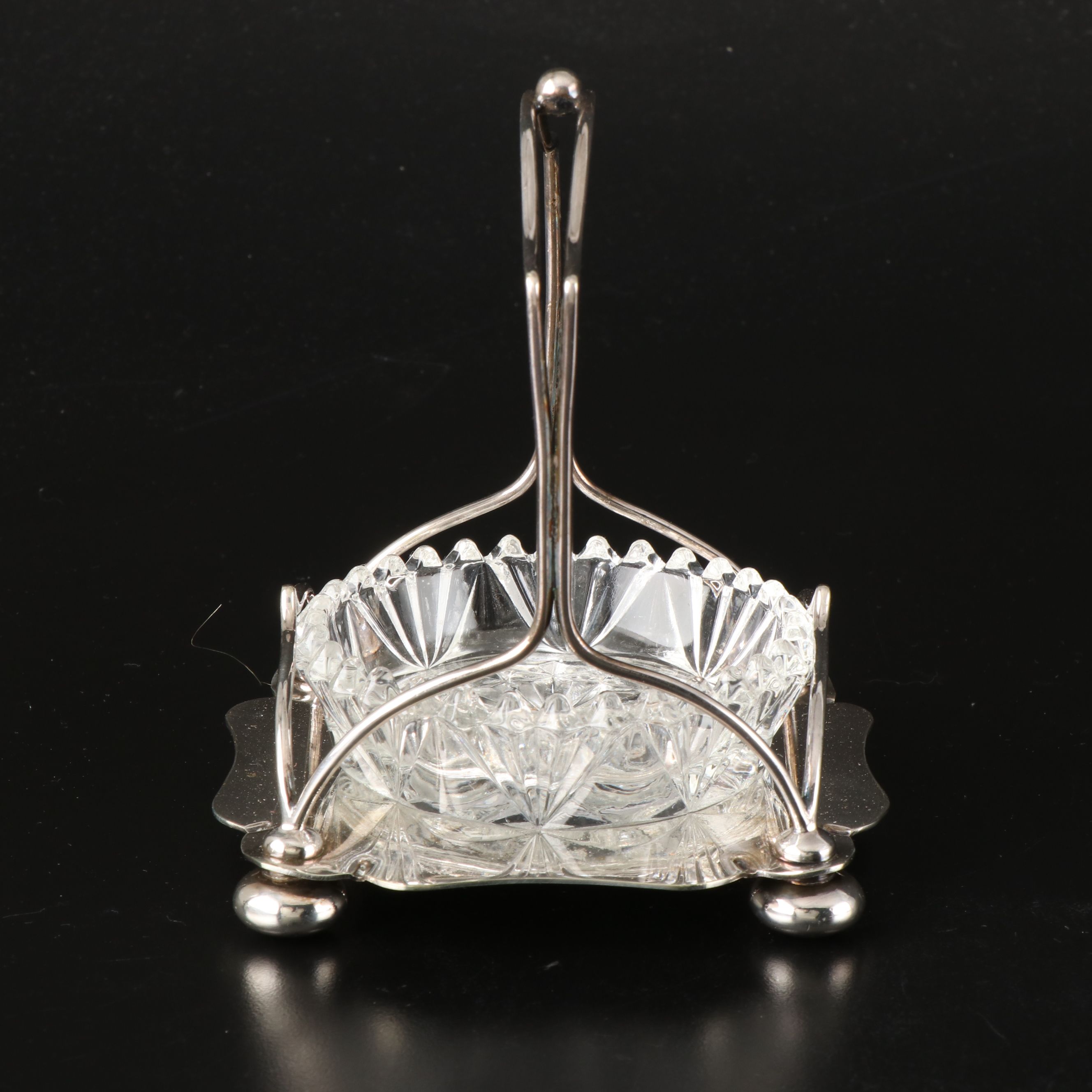 Daniel & Arter Server with Libbey Cut Crystal and Other Knife Rests and Server