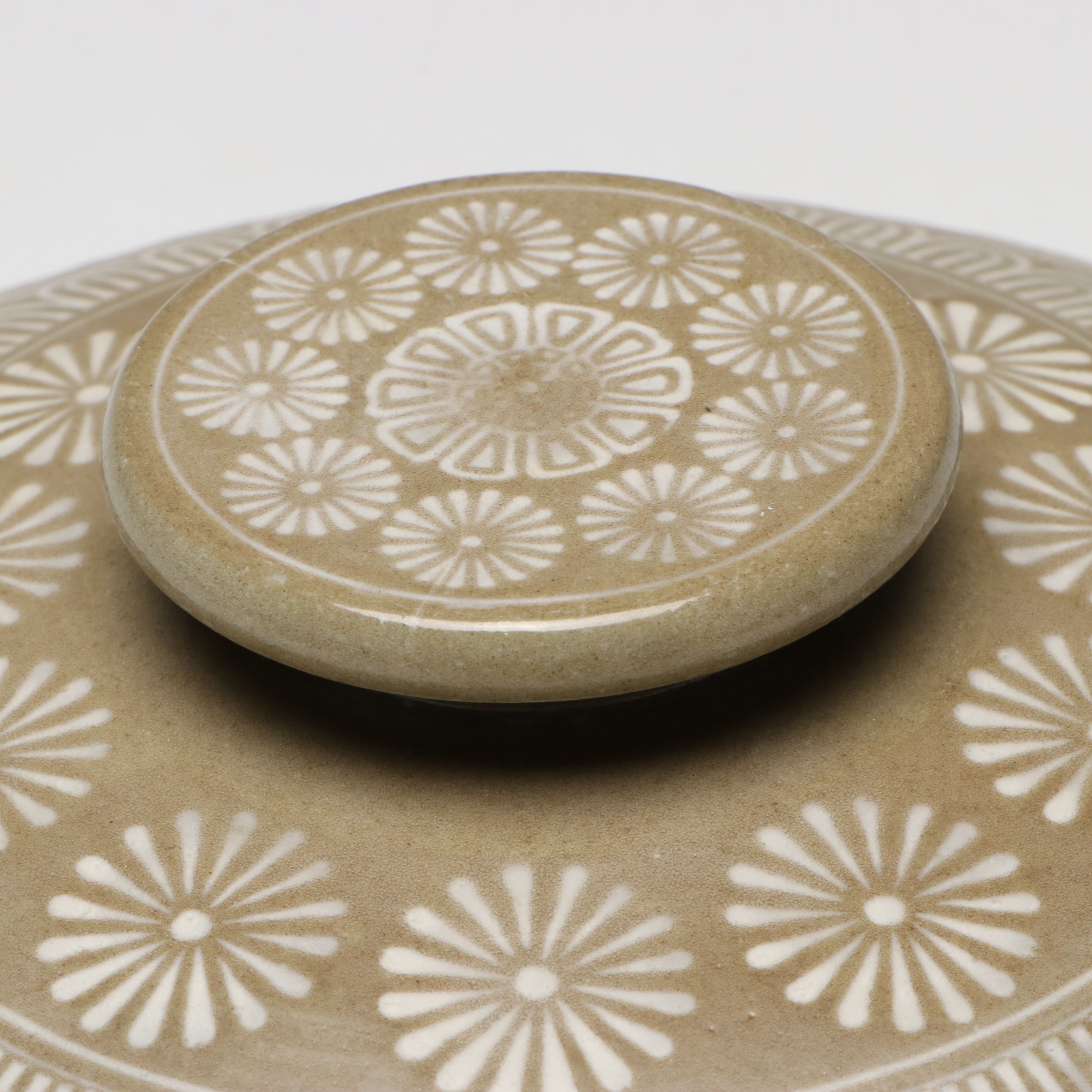 Ginpo Japanese Earthenware Donabe