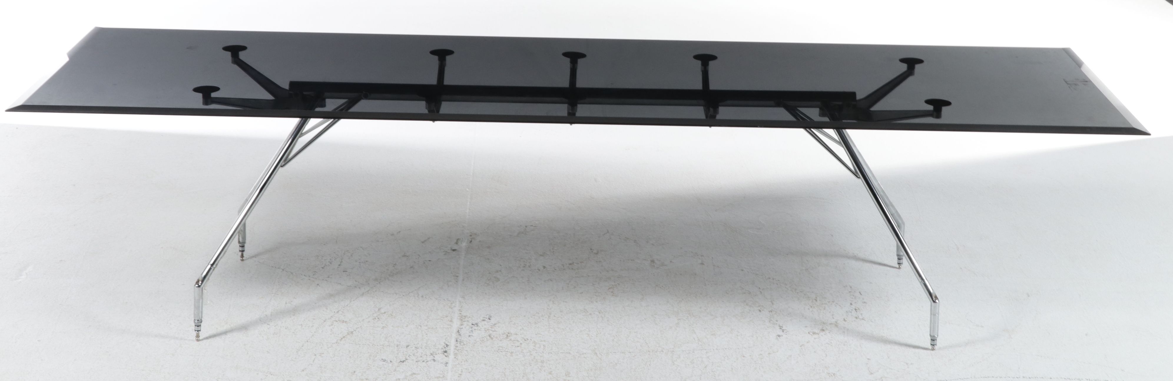 Norman Foster for Tecno "Nomos" Table