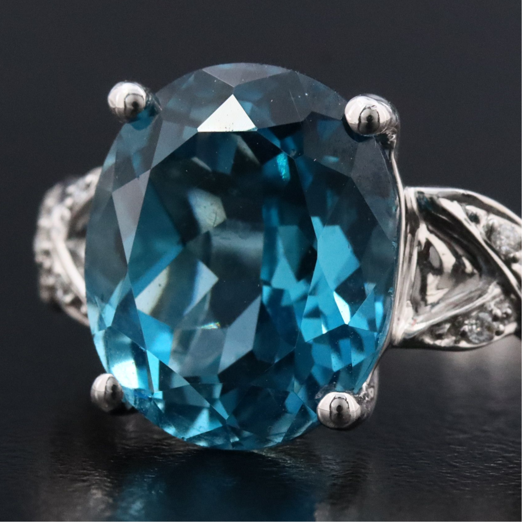18K Topaz and Diamond Ring
