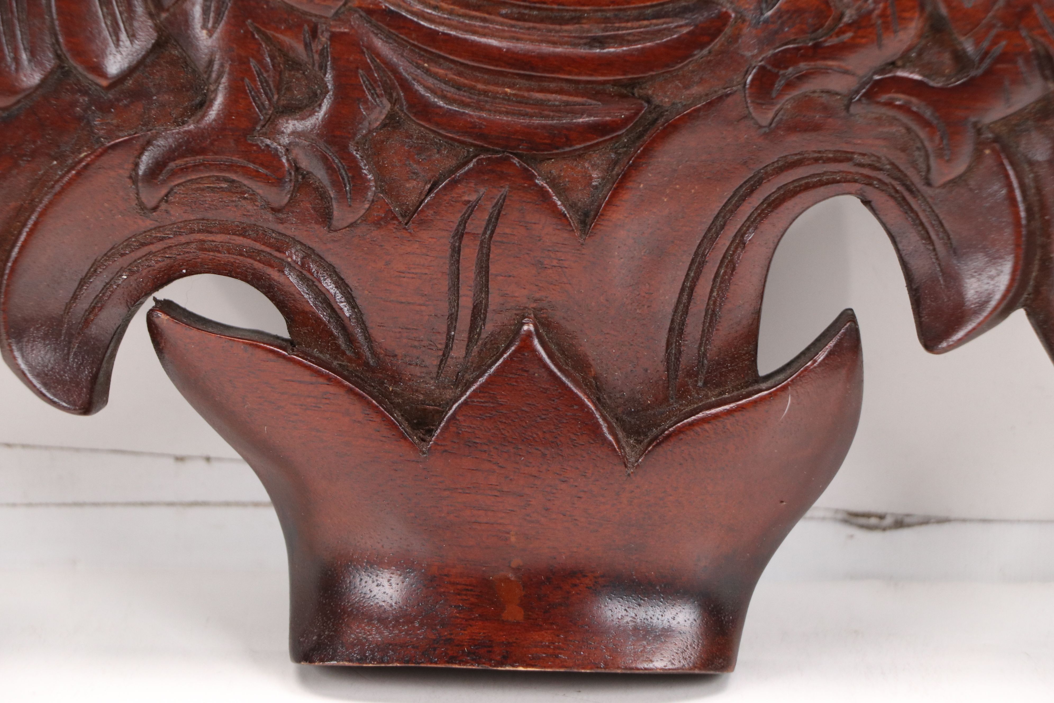 Double Eagles with Laurel Wreath Wall Carving, Mid to Late 20th Century