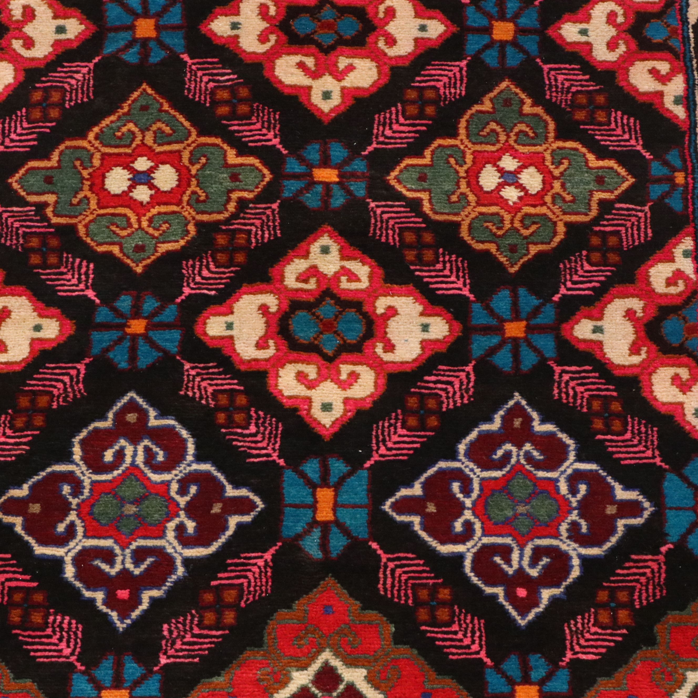 3'8 x 9'11 Hand-Knotted Persian Hamadan Long Rug