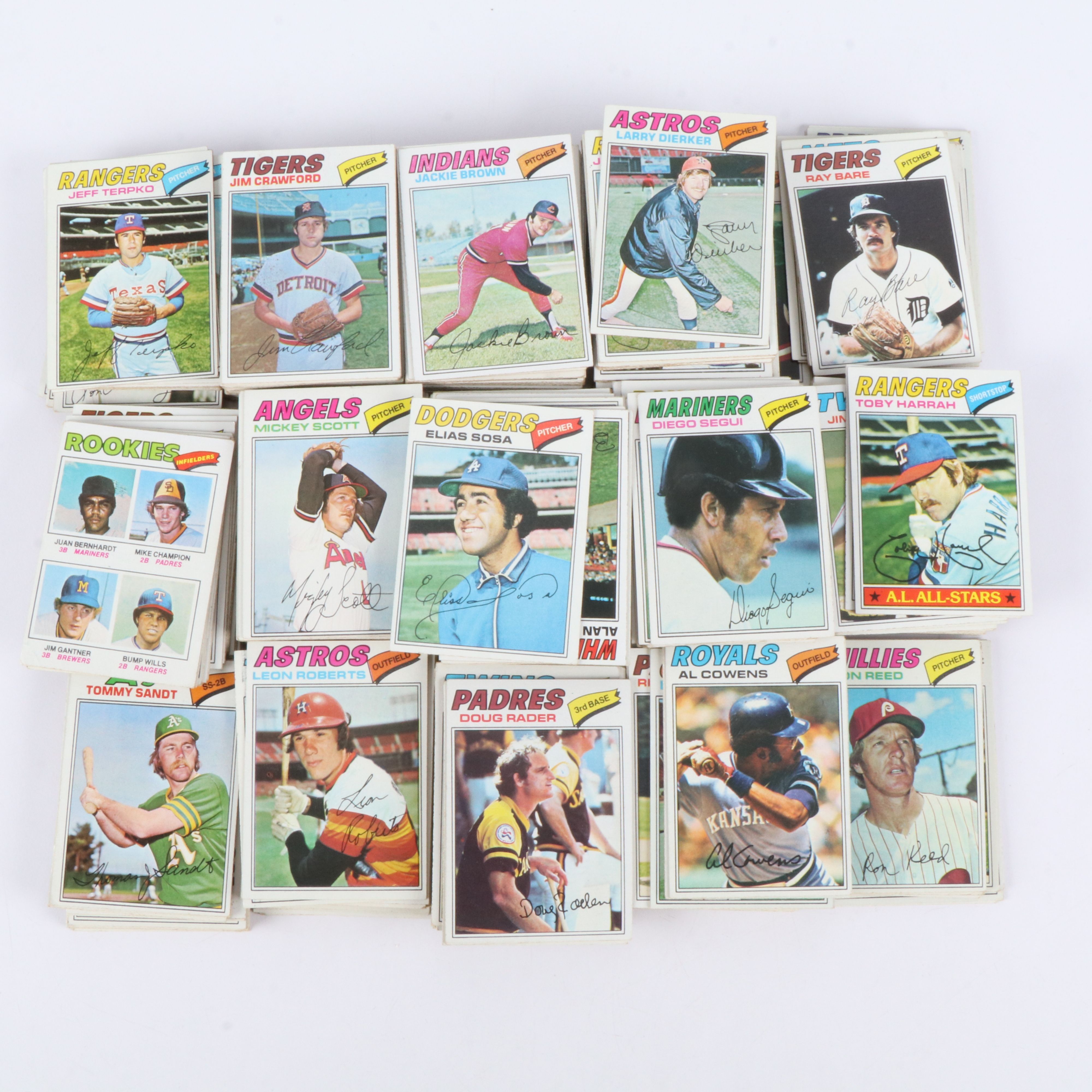1977 Topps Complete Baseball Card Set Featuring Andre Dawson Rookie and More
