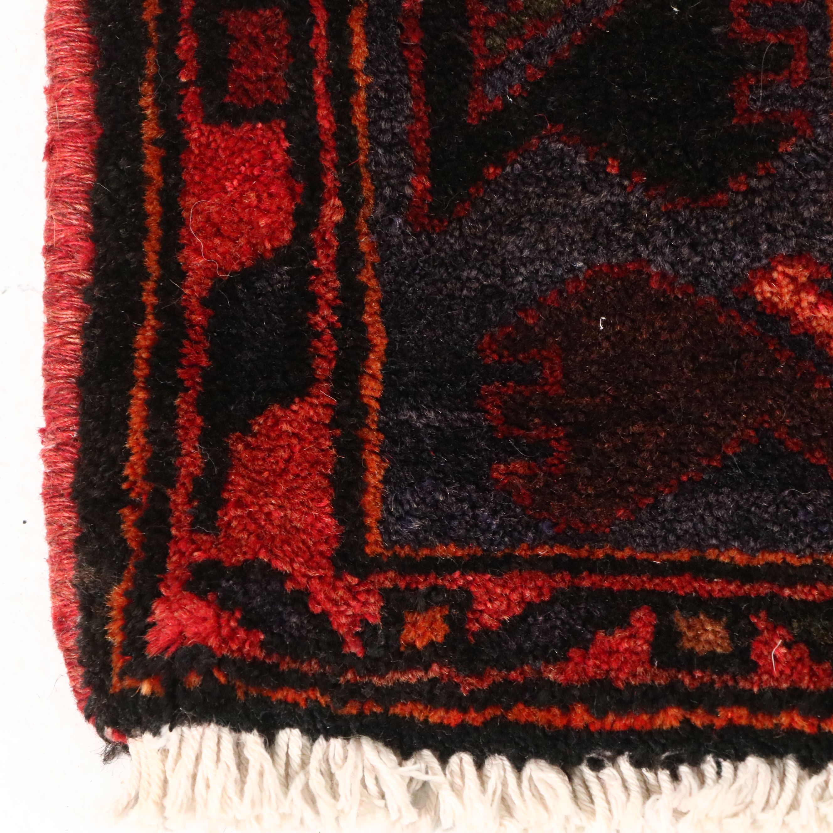 4'4 x 7'10 Hand-Knotted Persian Hamadan Area Rug