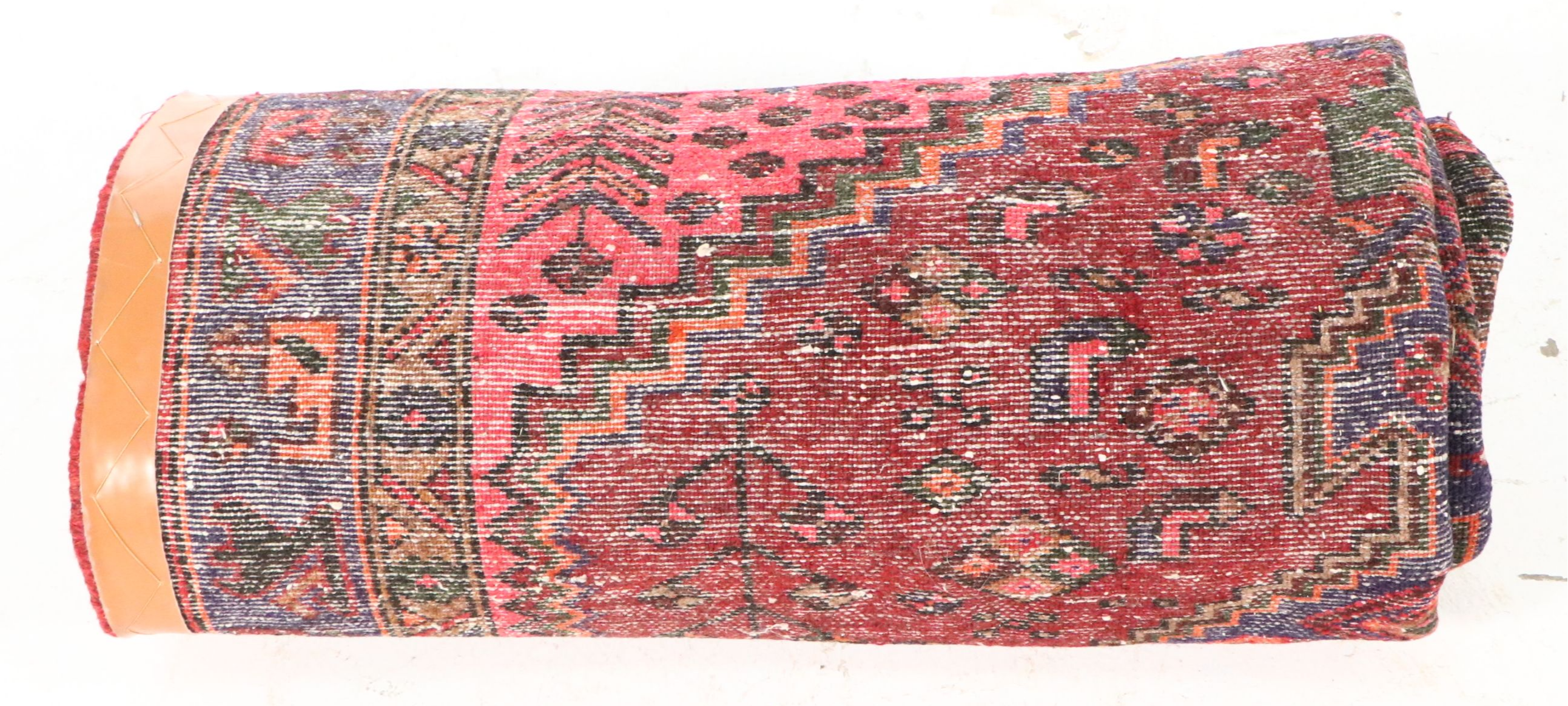 4'4 x 7'10 Hand-Knotted Persian Hamadan Area Rug