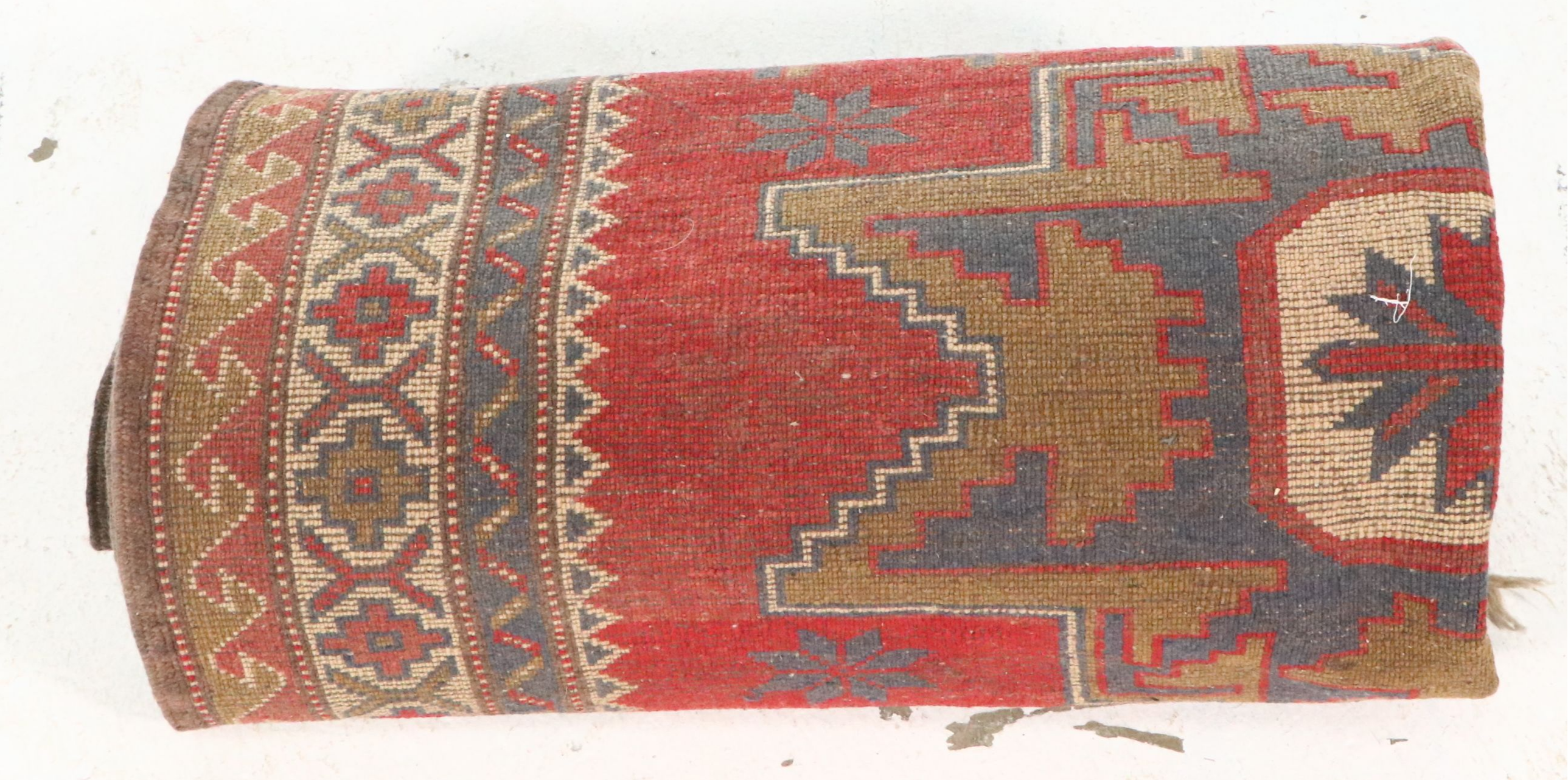 3'7 x 6'5 Hand-Knotted Caucasian Daghestan Area Rug