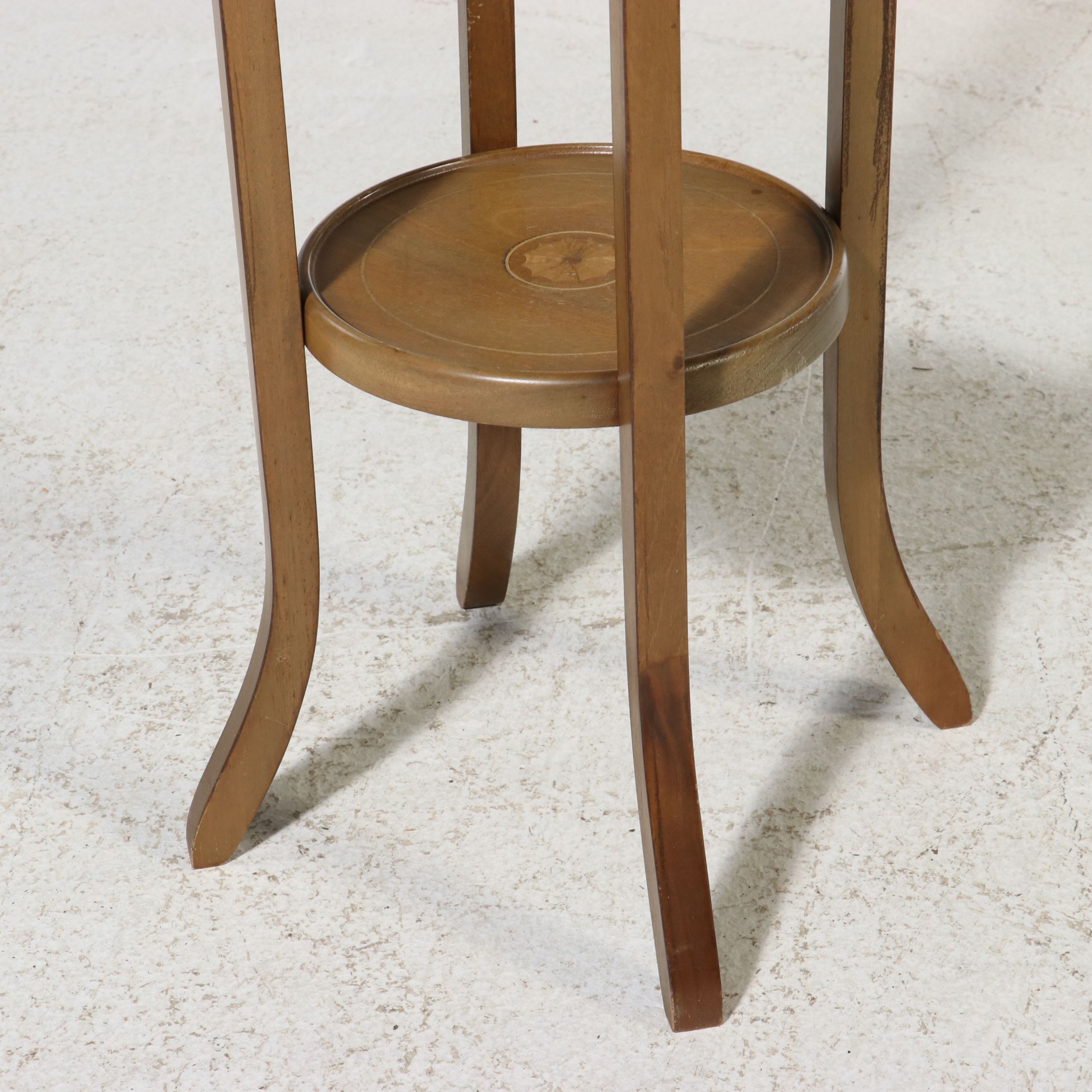 Federal Style Inlaid Mahogany Pedestal Plant Stand, Late 20th Century