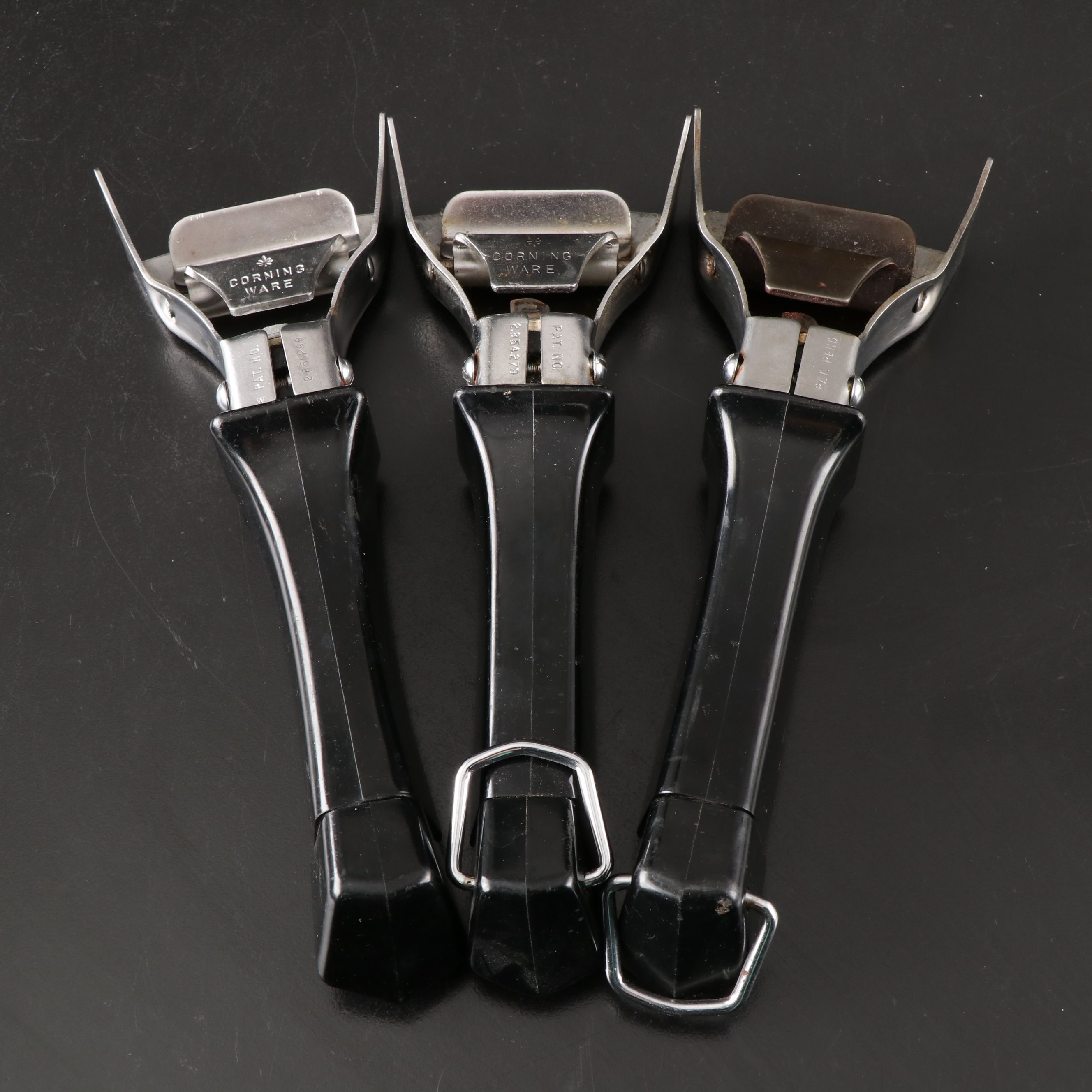 Corning Ware "Blue Cornflower" Pyroceram Casseroles and Detachable Pot Handles