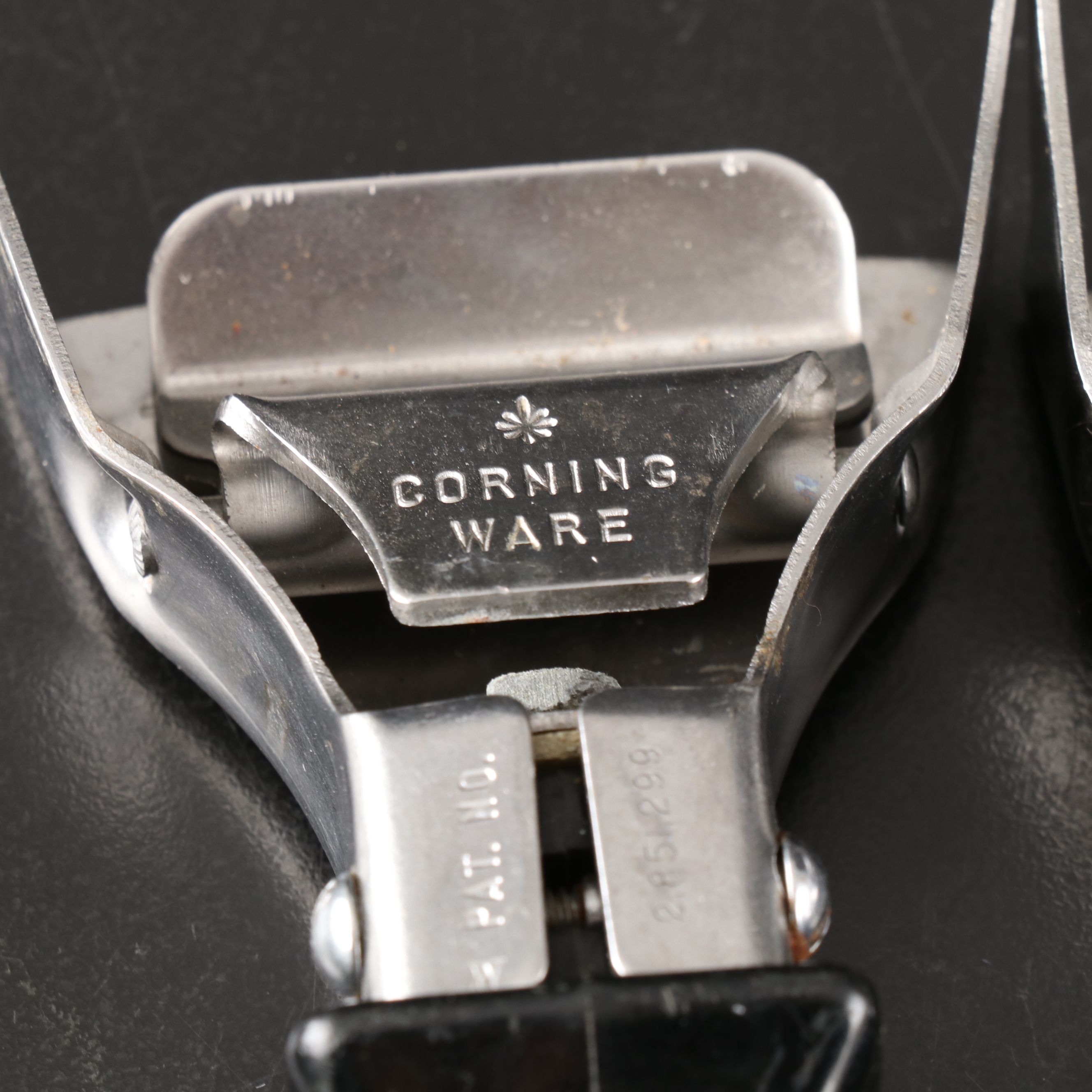 Corning Ware "Blue Cornflower" Pyroceram Casseroles and Detachable Pot Handles