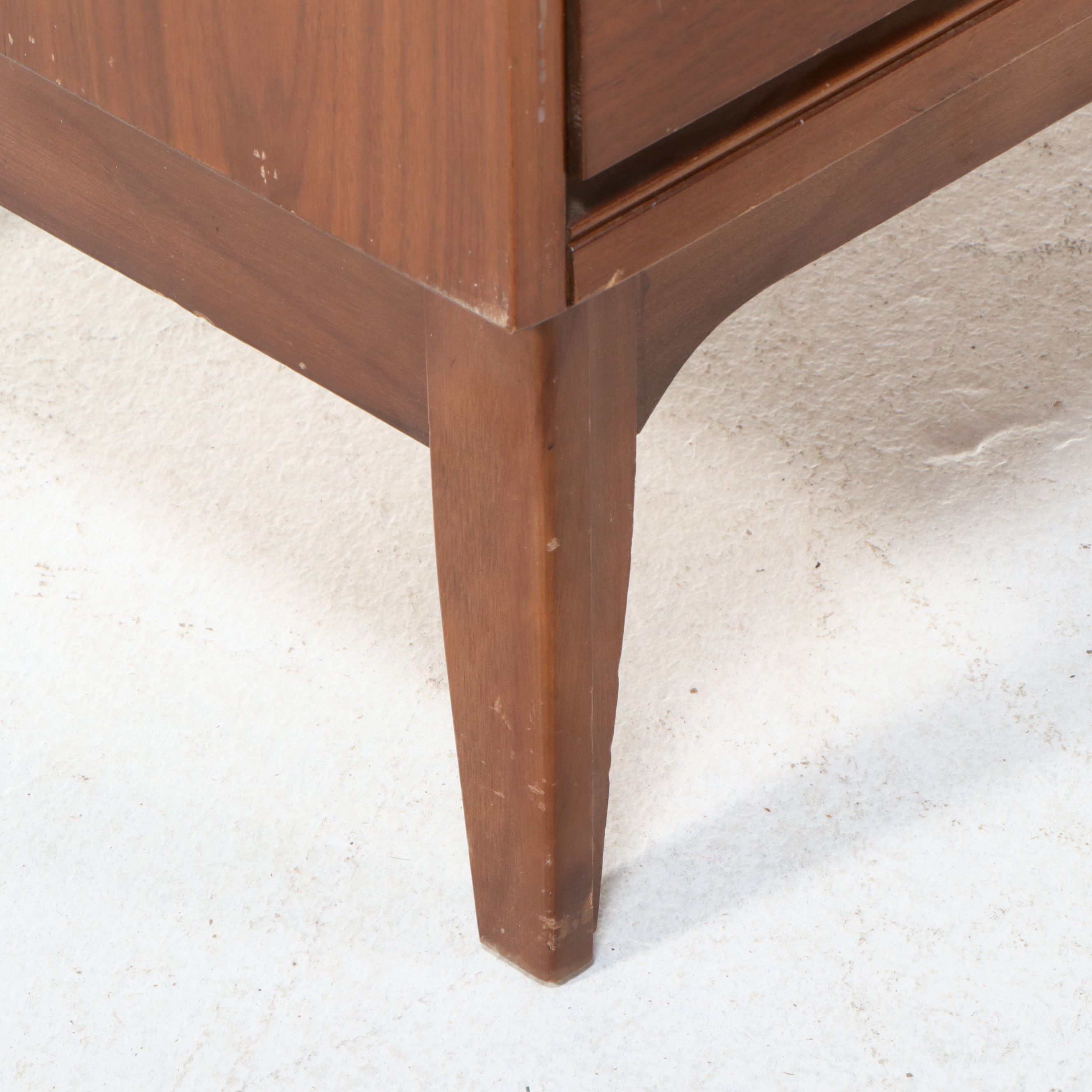 Leugers Fine Furniture Mid Century Modern Walnut Tall Chest