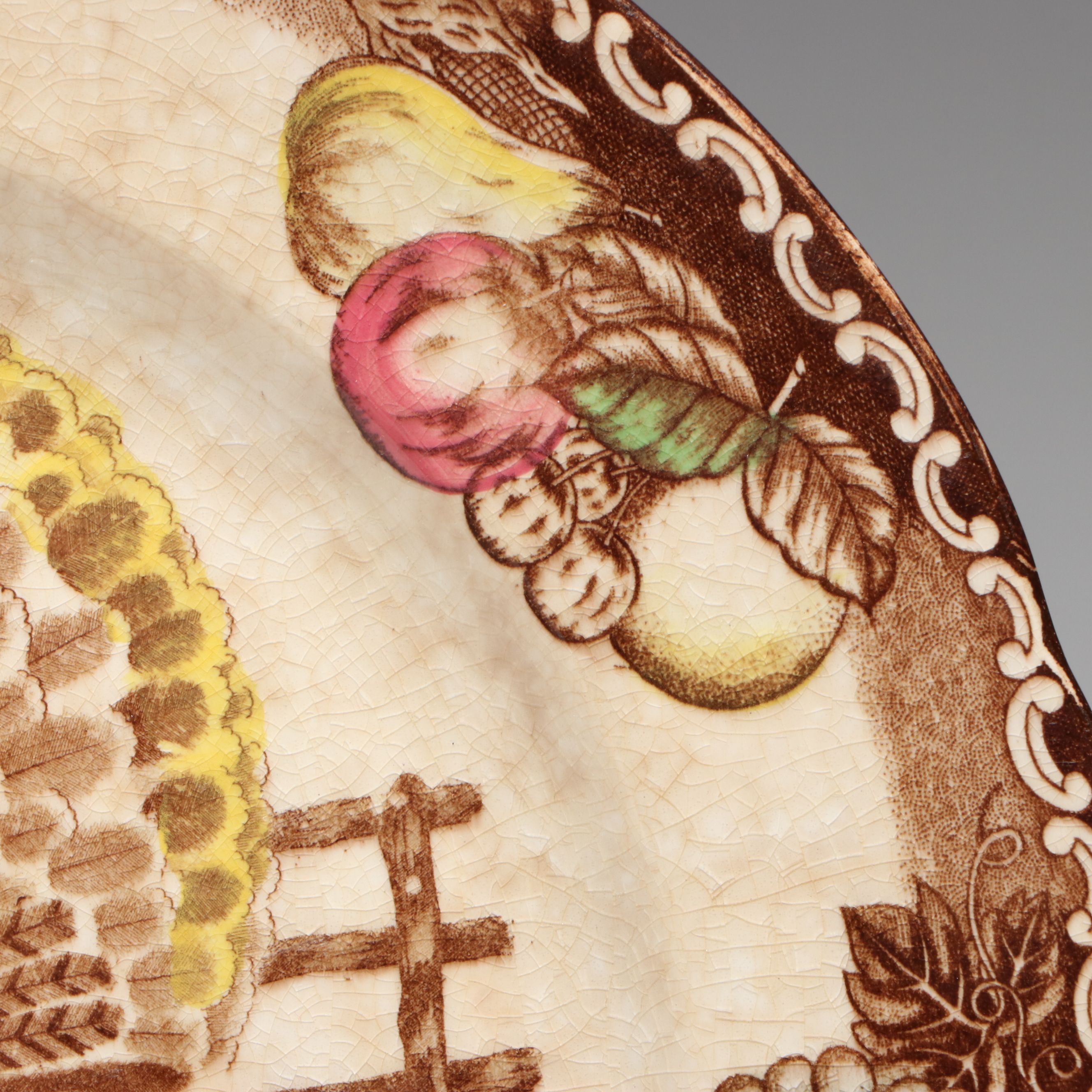 Himark Tiered Server with "King Tom" and More Vintage Holiday Plates