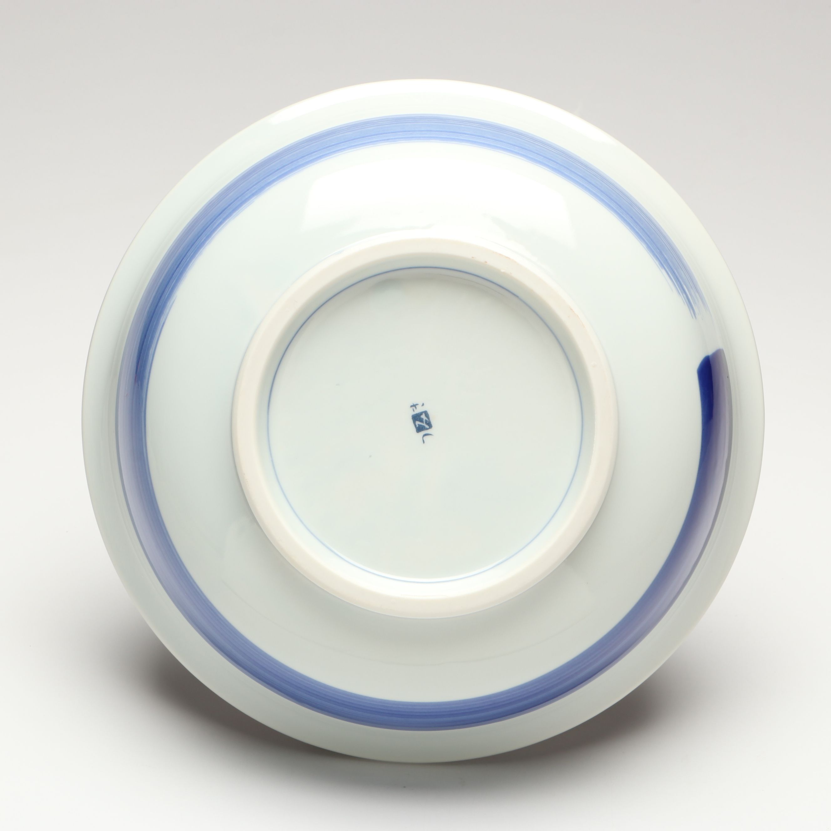 Japanese Imari Porcelain Serving Bowl and Platter