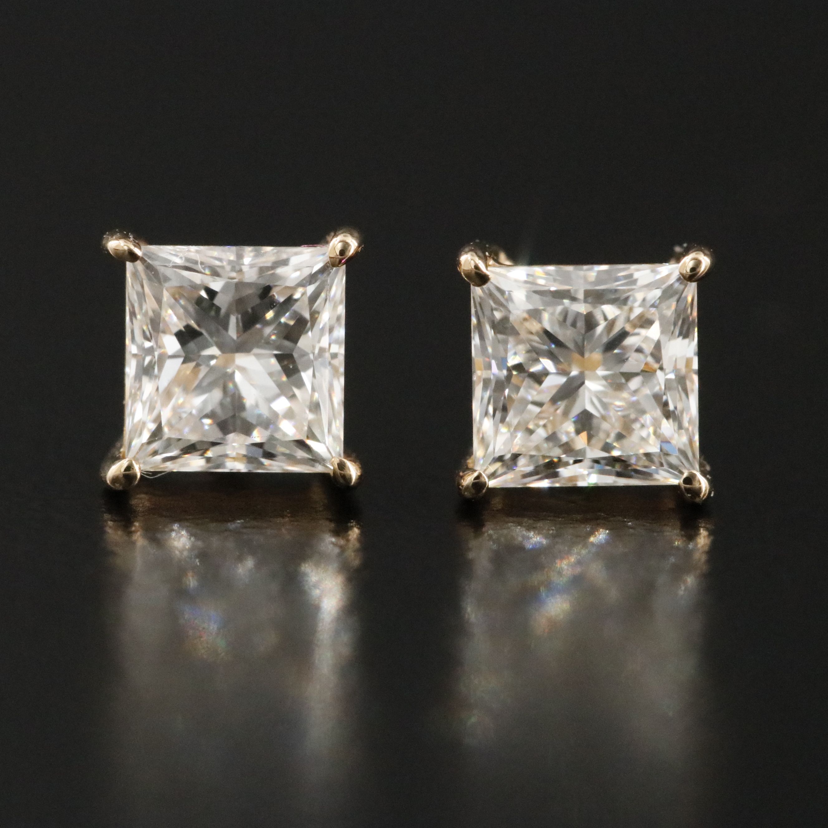 18K 1.03 CTW Diamond Solitaire Earrings with GIA Reports