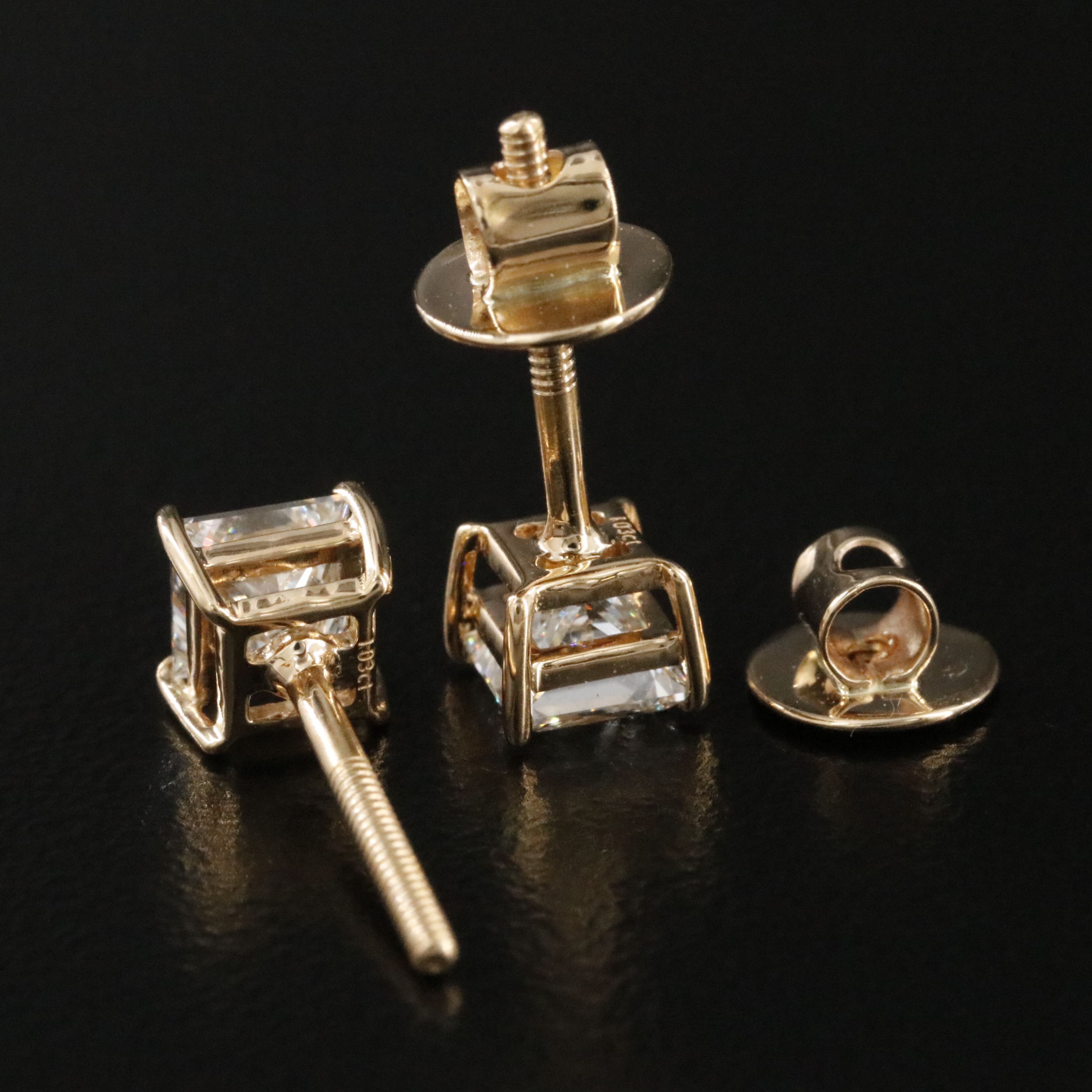 18K 1.03 CTW Diamond Solitaire Earrings with GIA Reports