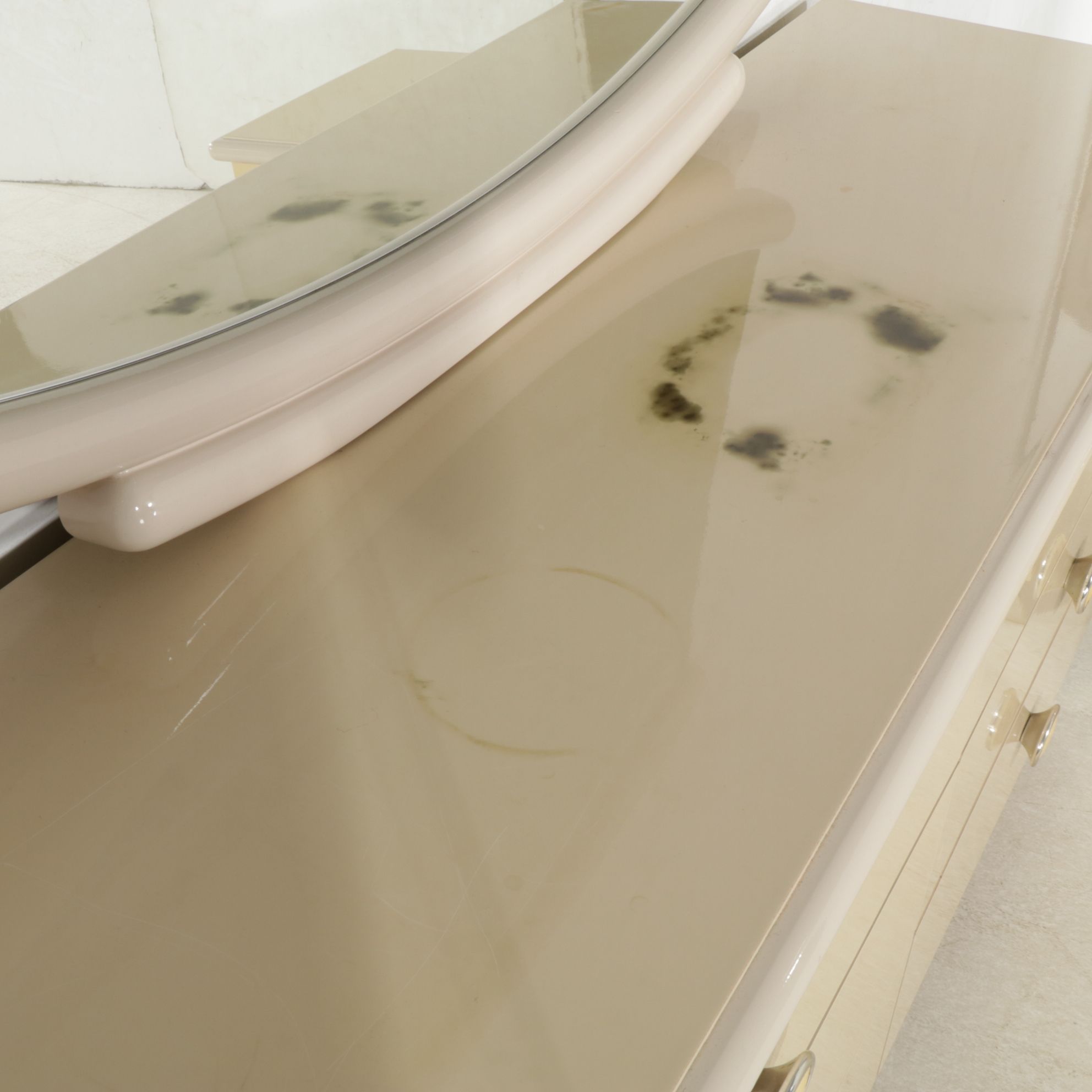 Italian Postmodernist Creamy Pearl Dresser with Mirror & Nightstand