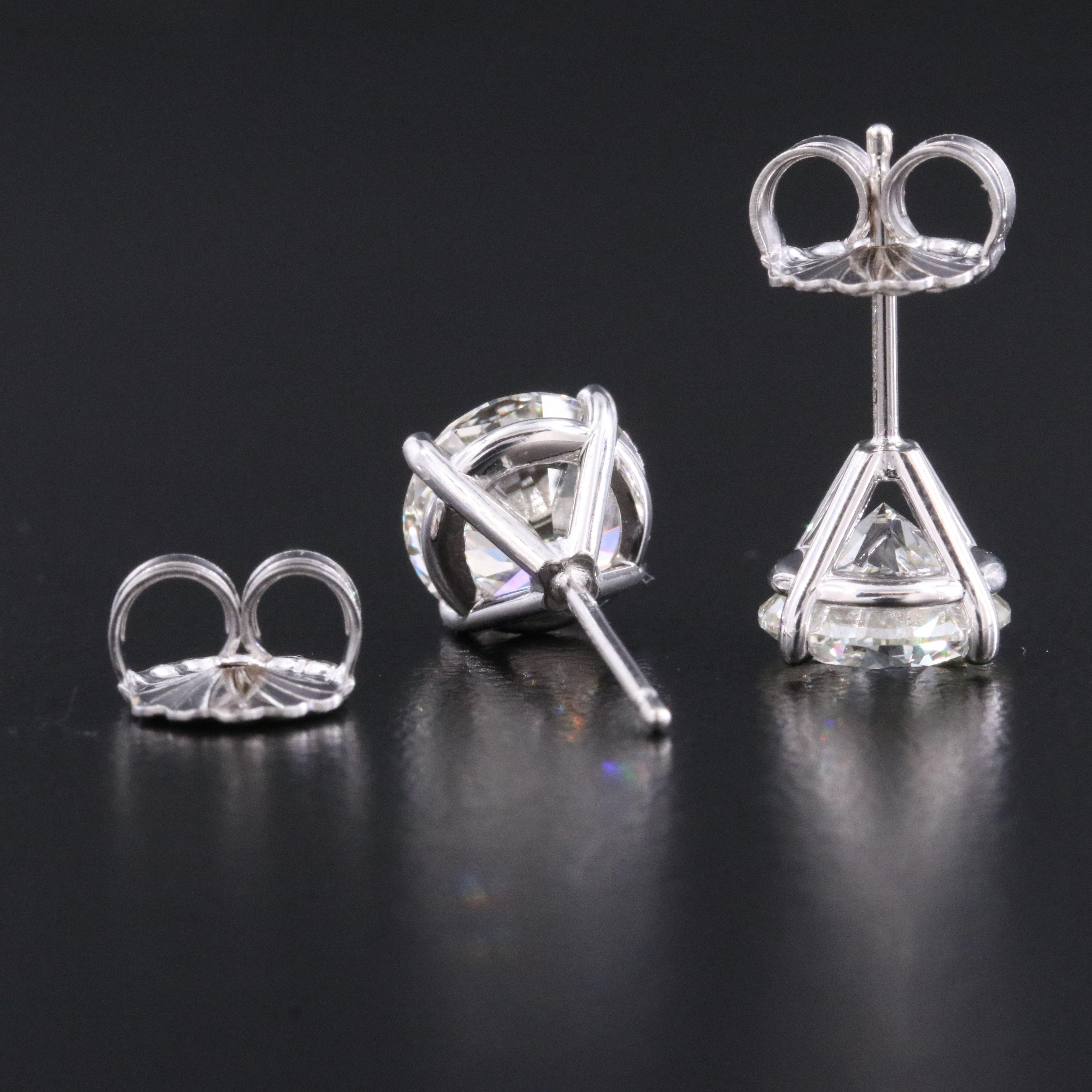 18K 3.02 CTW Lab Grown Diamond Stud Earrings with Online IGI Reports