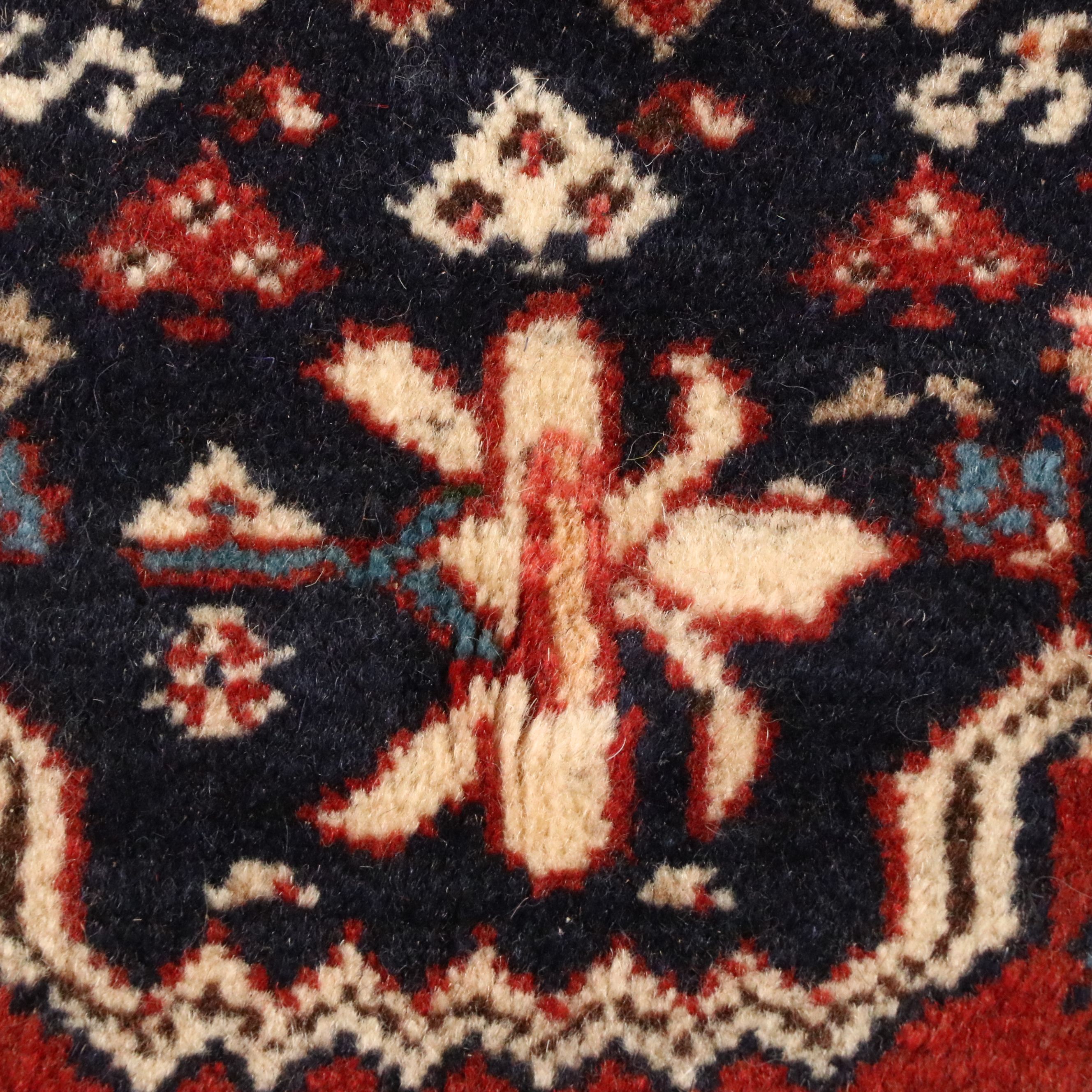 3'3 x 5'3 Hand-Knotted Persian Shiraz Area Rug