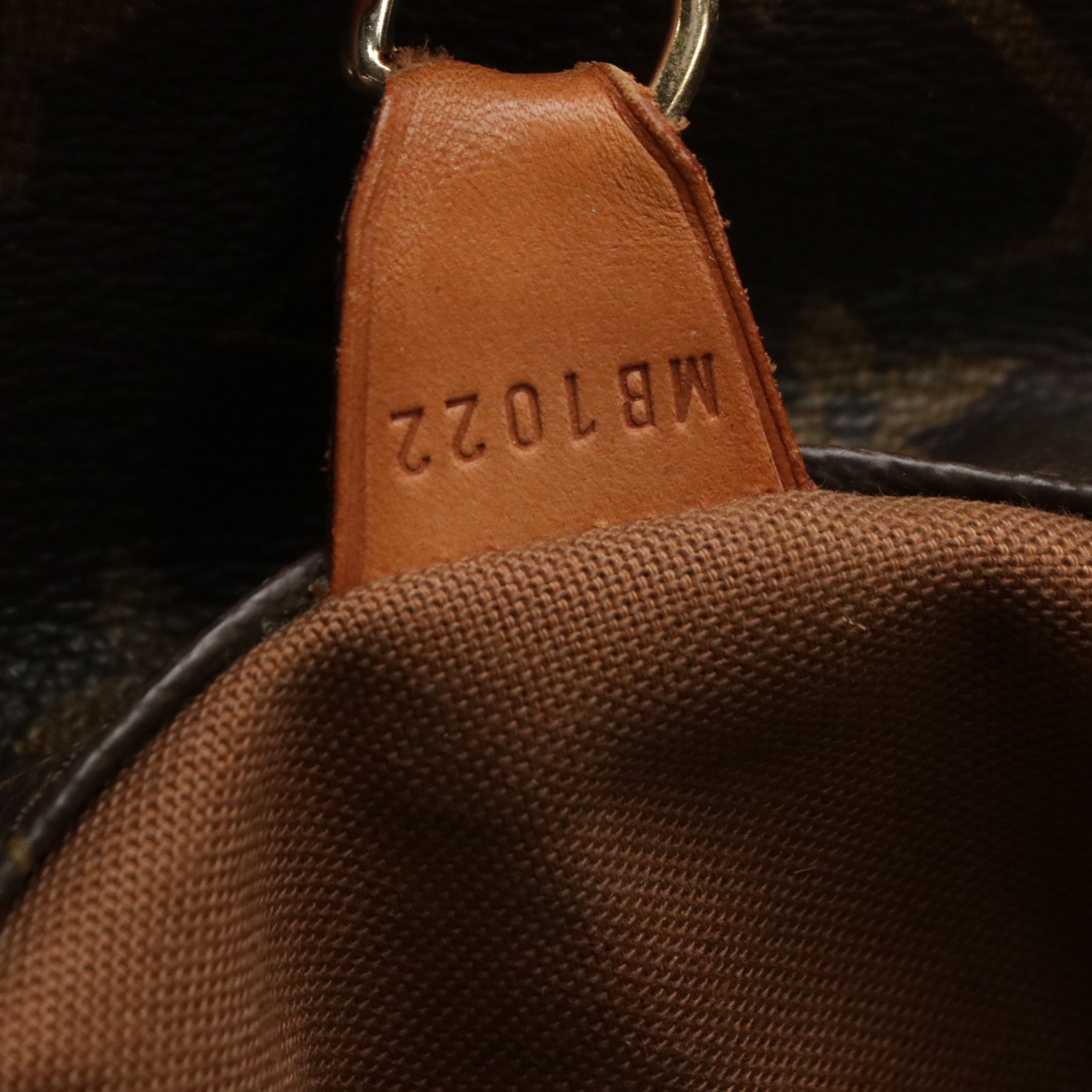 Louis Vuitton Sac Shopping Tote Bag in Monogram Canvas and Leather