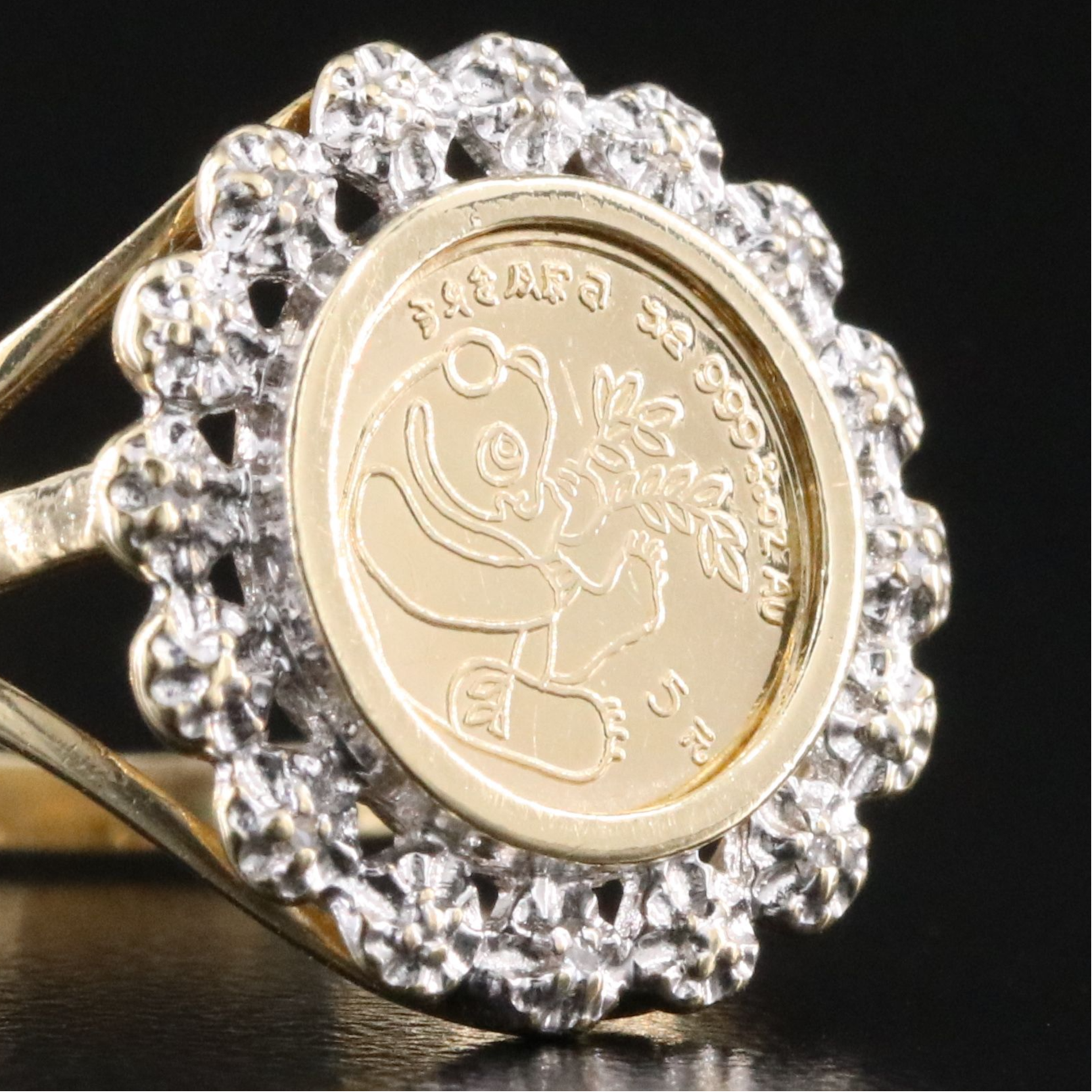 10K 0.02 CTW Diamond Chinese Panda Replica 5 Yuan Coin Ring