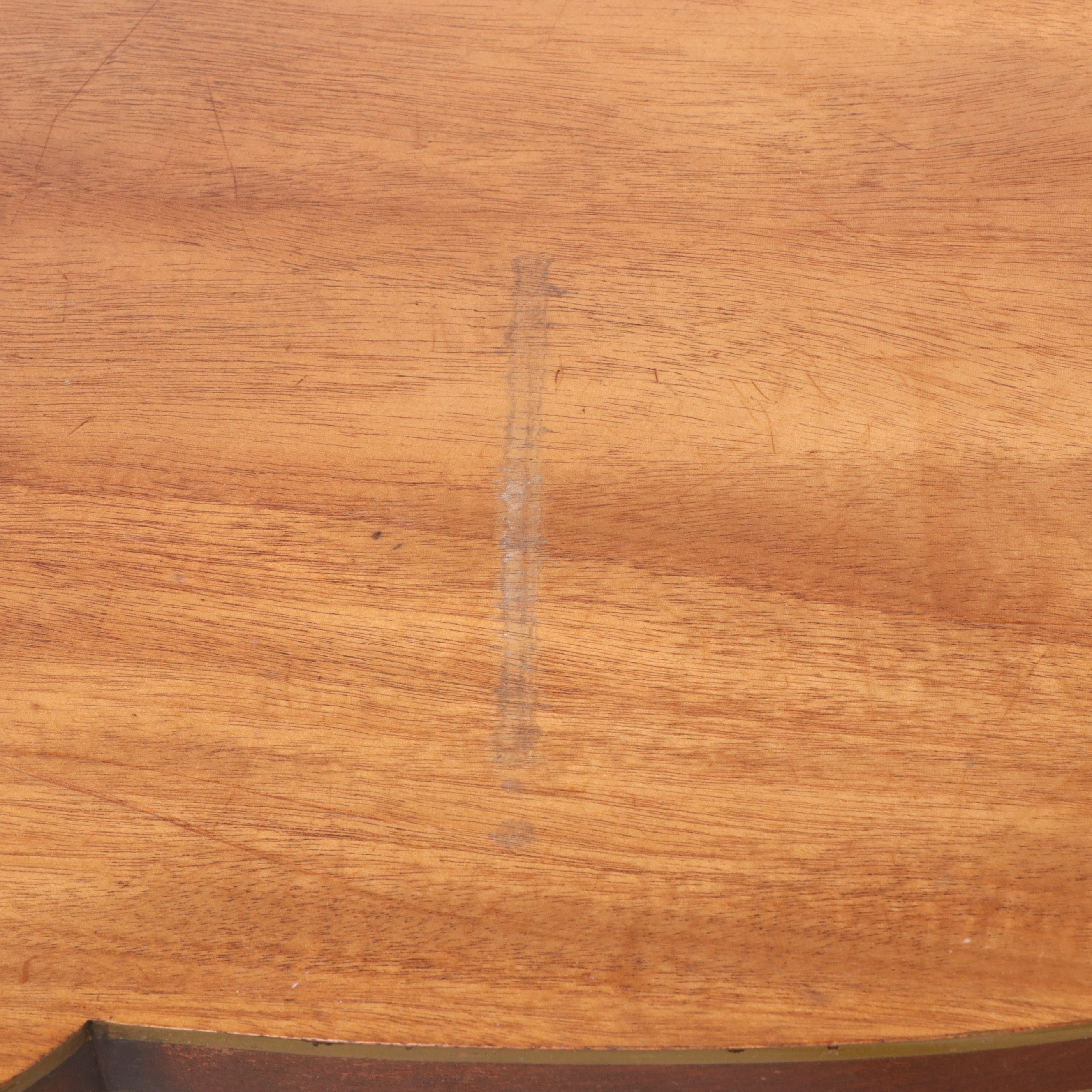 Hepplewhite Style Inlaid Mahogany Kidney-Shaped Desk, Mid-20th Century