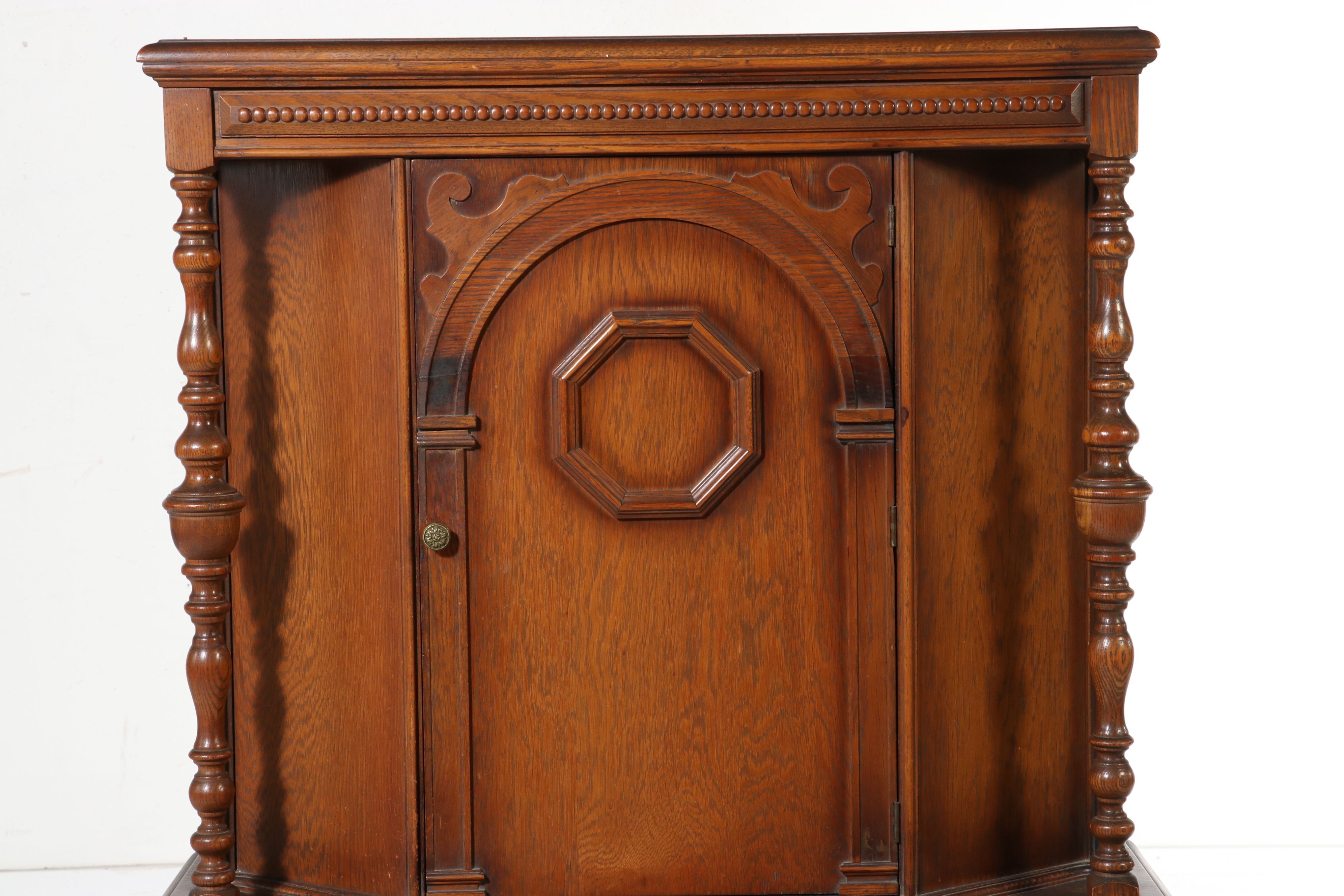 Jacobean Revival Style Oak China Cabinet, Early 20th Century