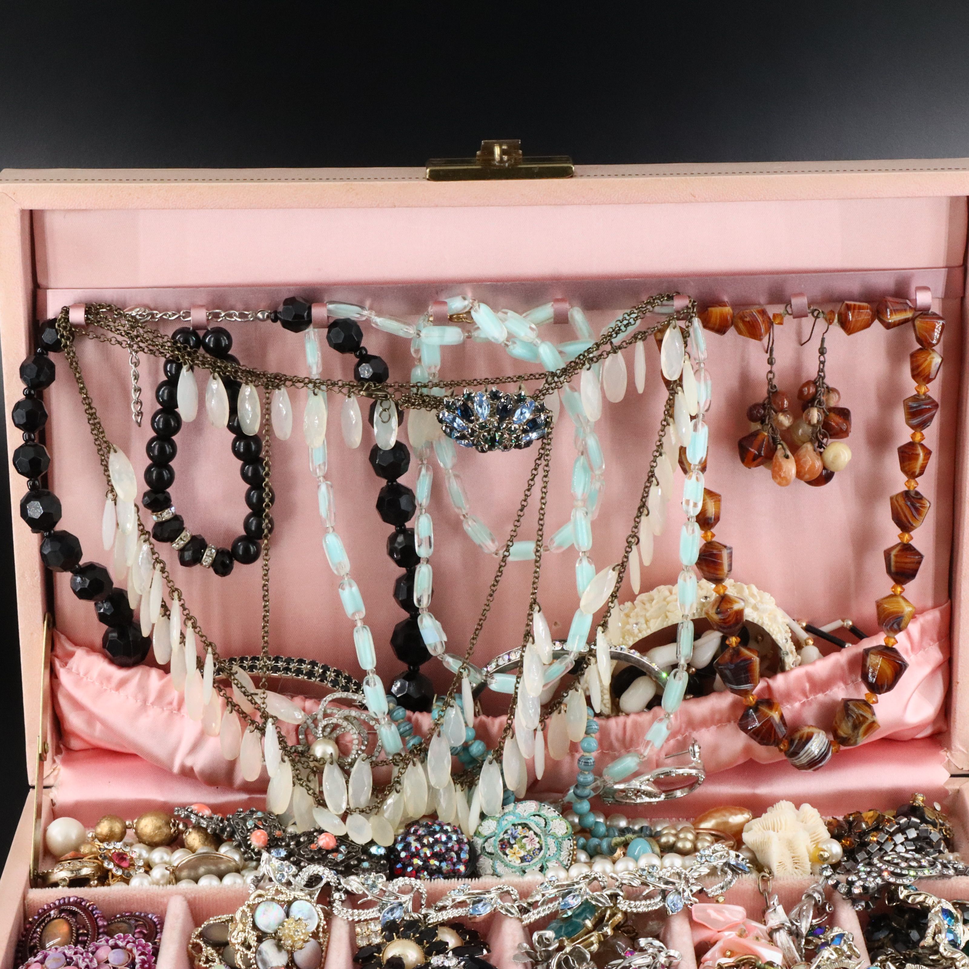 Uncommon Discoveries: Jewelry Collection