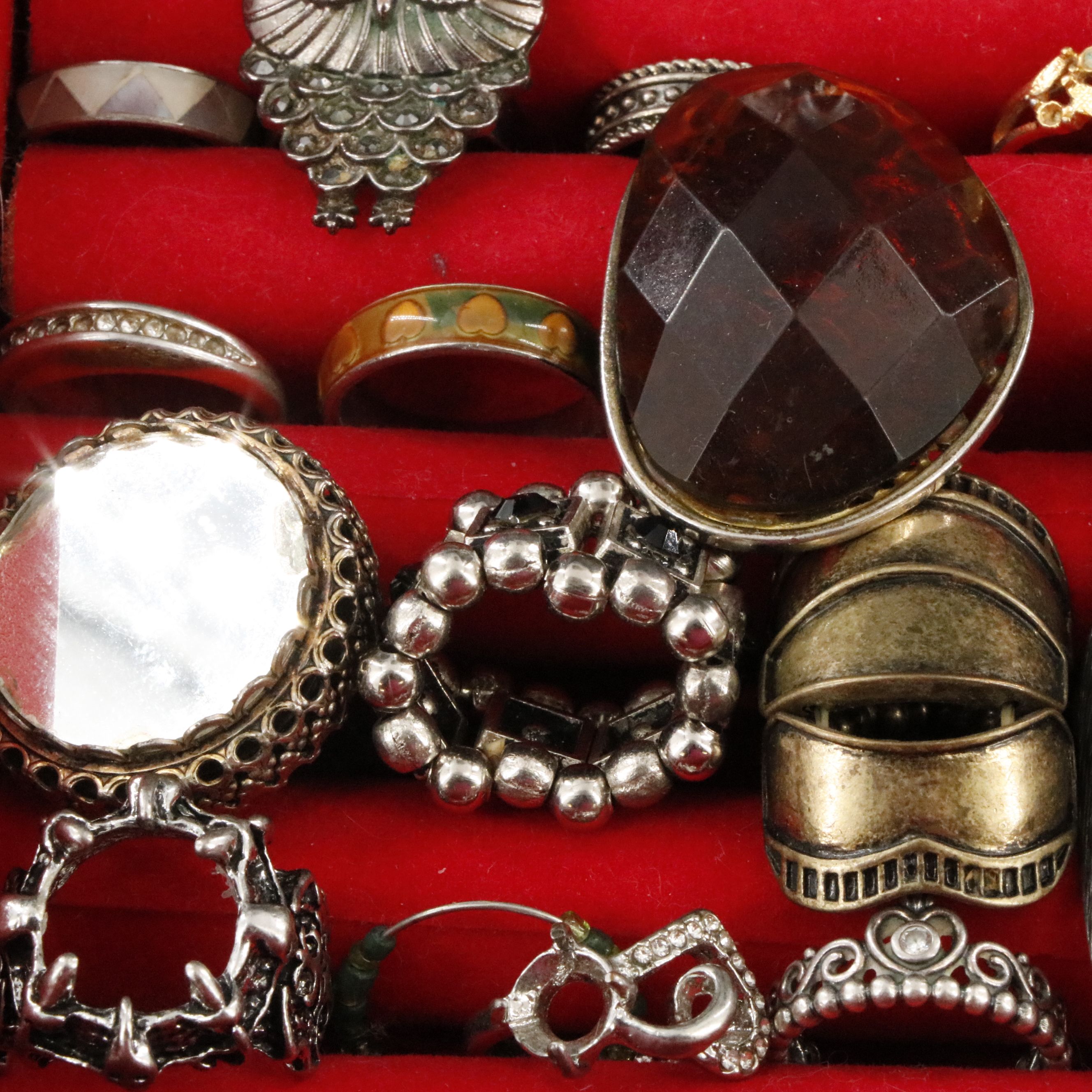 Uncommon Discoveries: Ring Collection