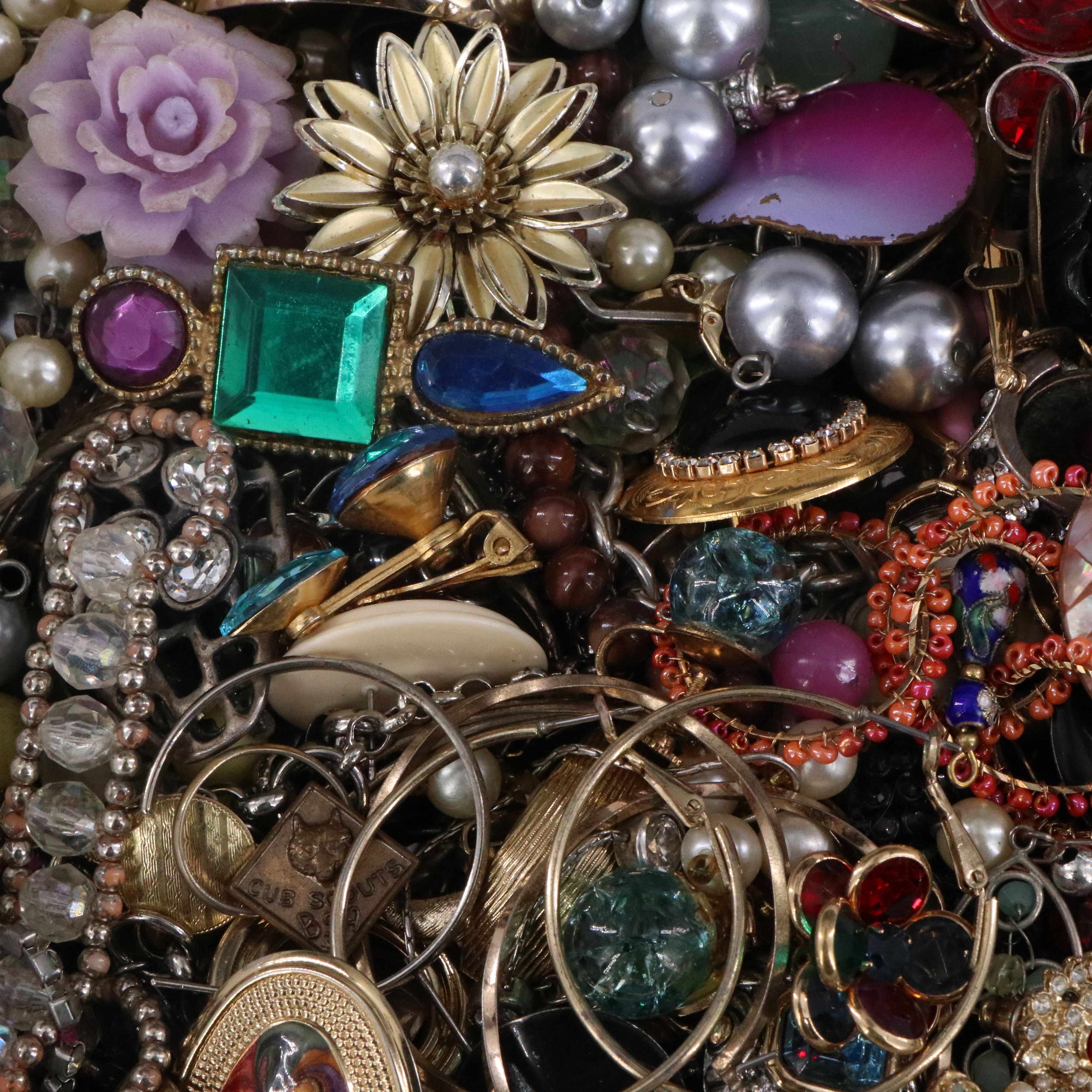 Uncommon Discoveries: Makers Collection for Jewelry