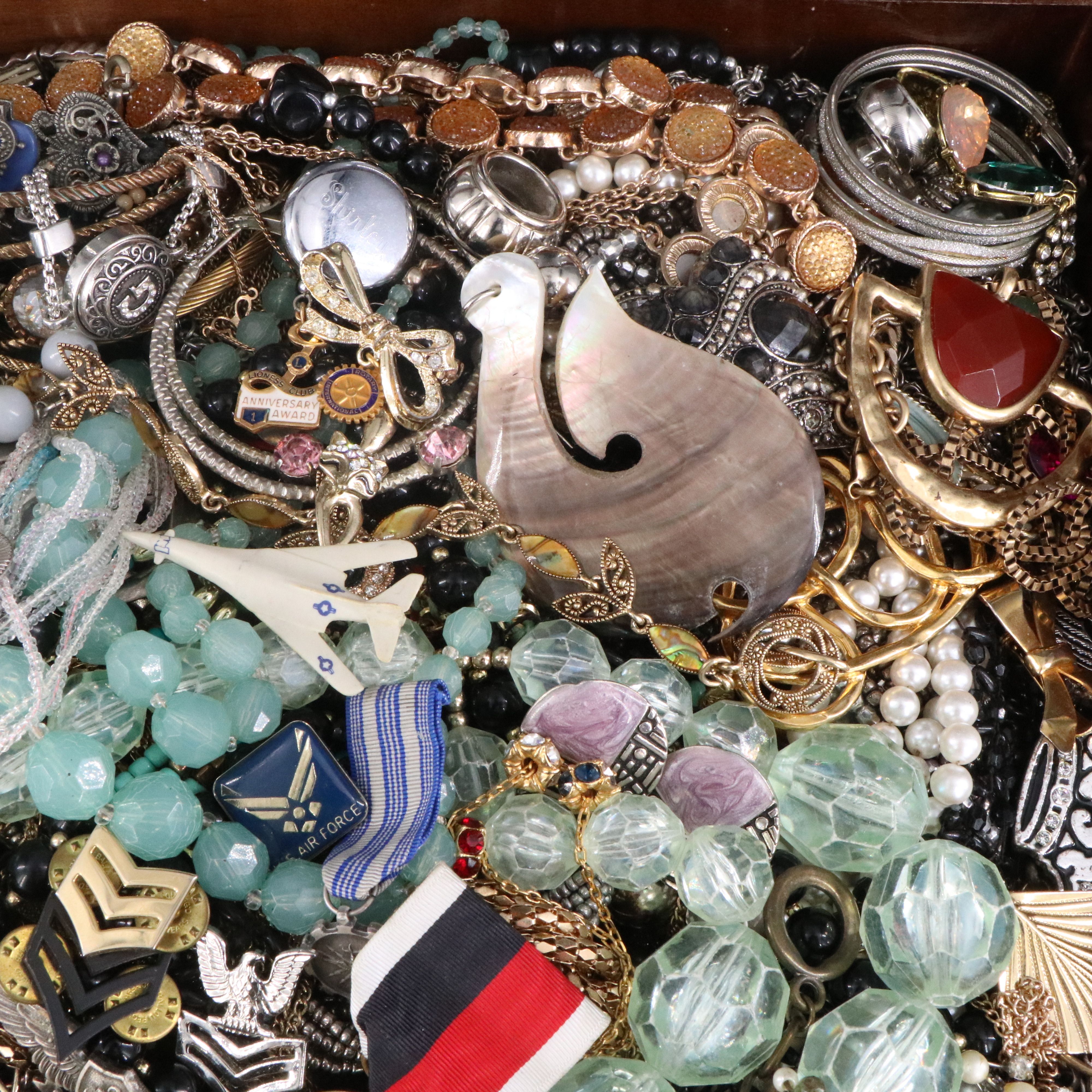 Uncommon Discoveries: Jewelry Collection