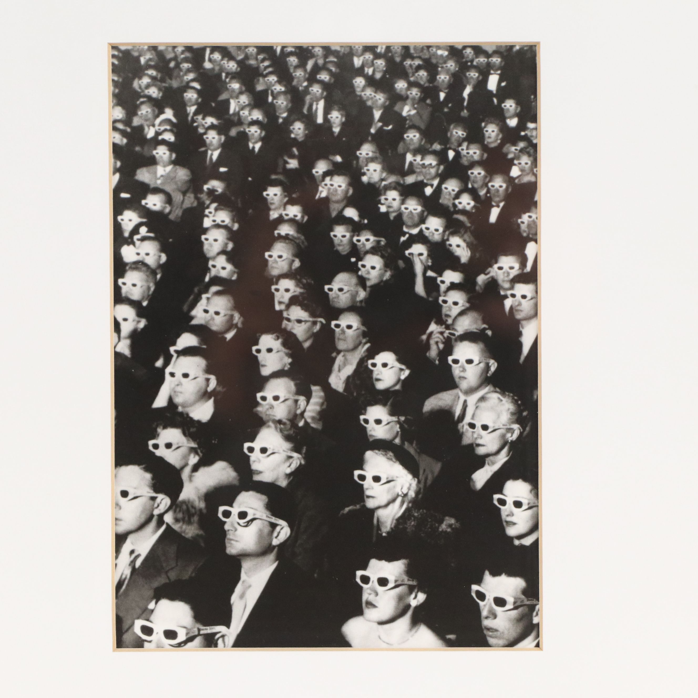 Halftone Reproductions of Historical LIFE Magazine Photos