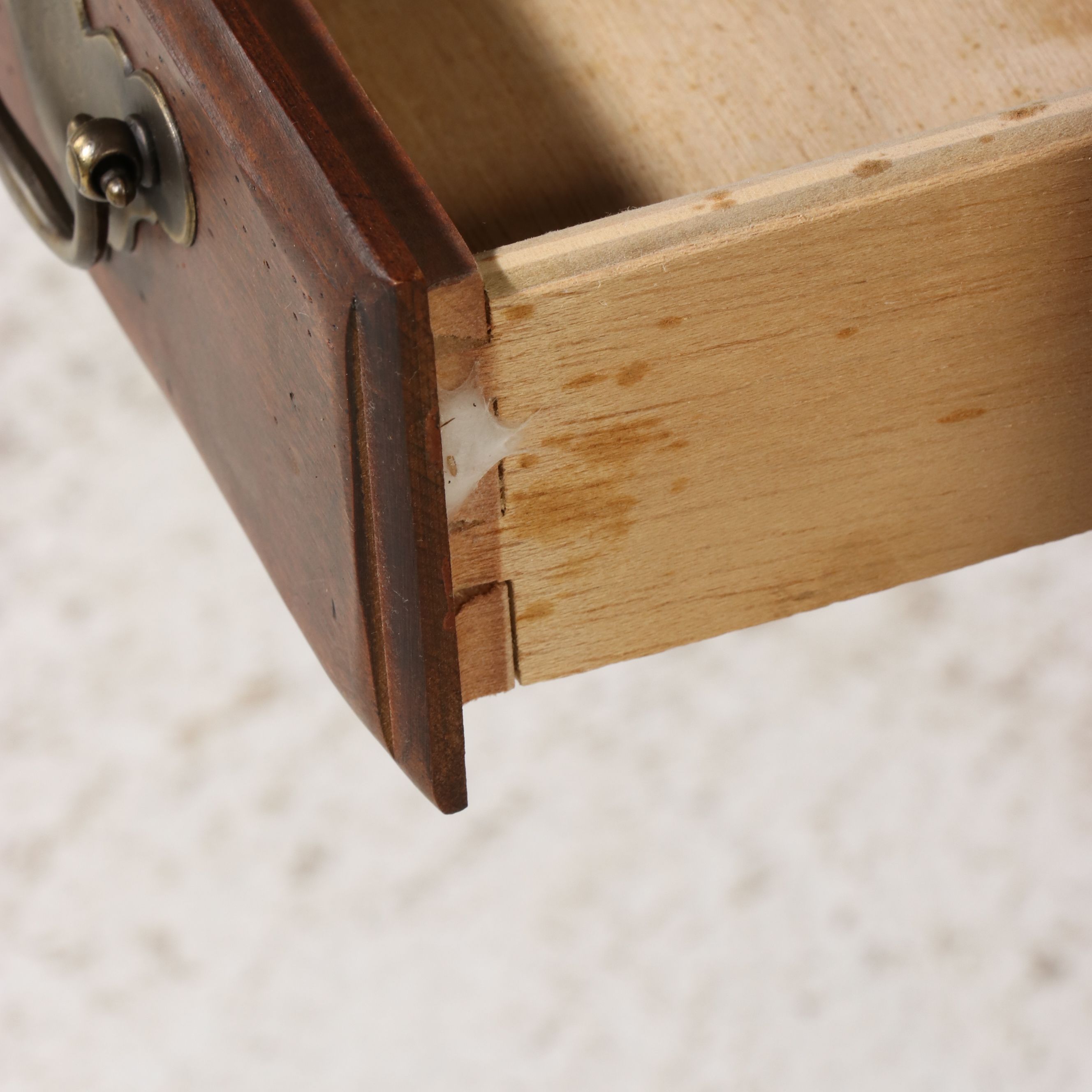 Bassett Queen Anne Style Cherry Coffee Table with Drawer, Late 20th Century
