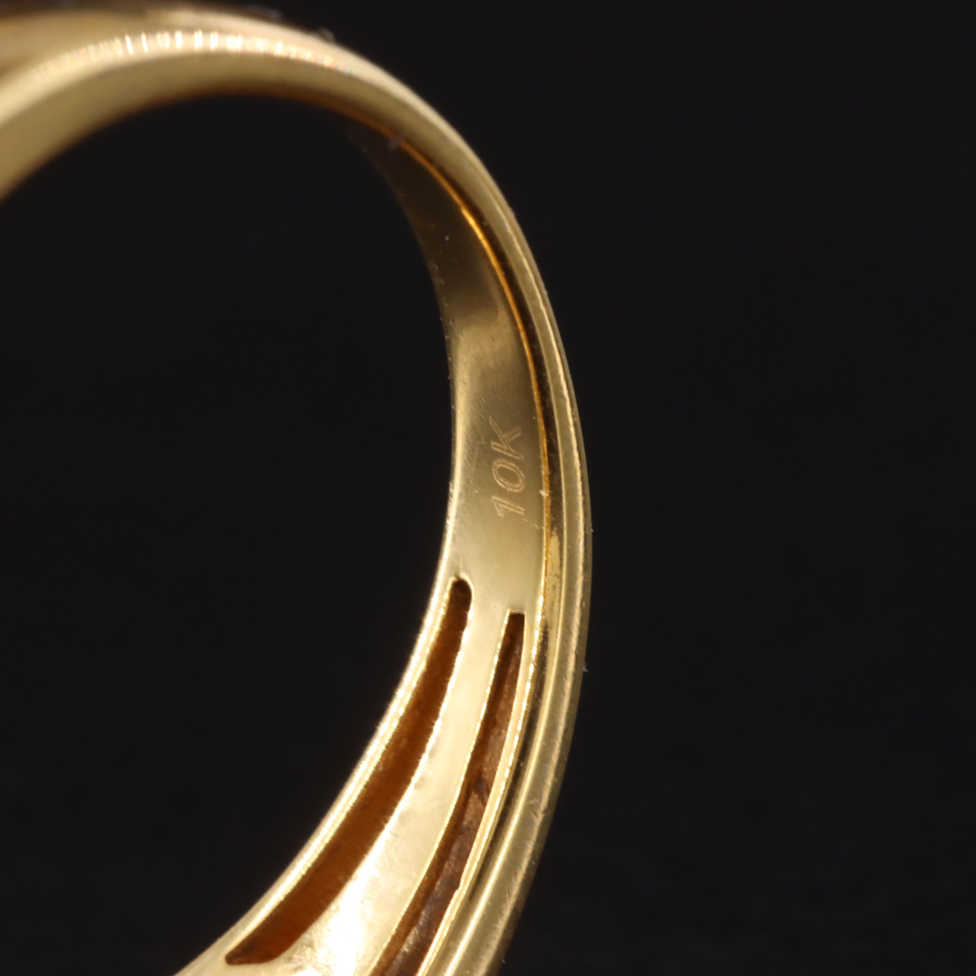 10K 0.50 CTW Diamond Ring