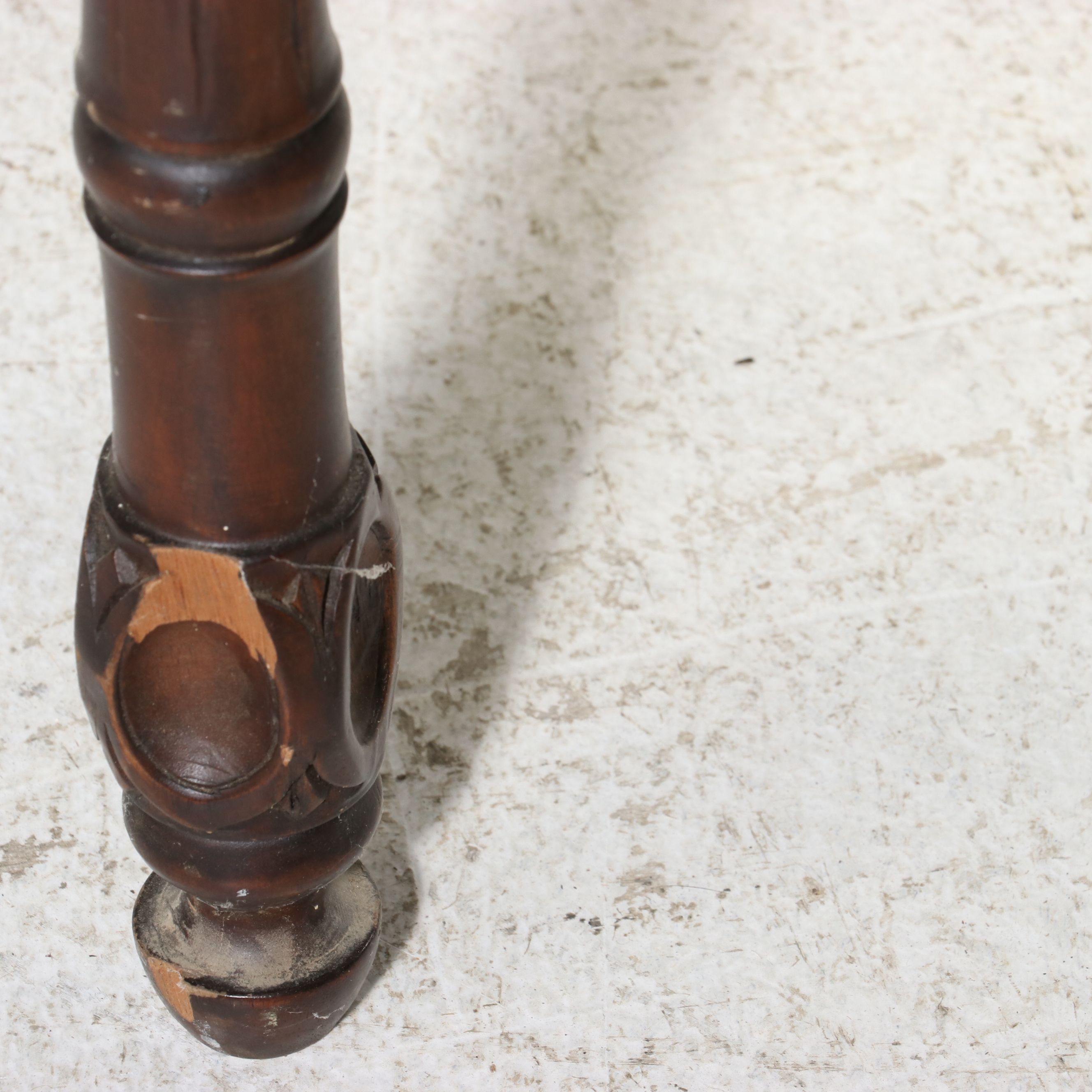 Victorian Carved Mahogany Tête-à-Tête