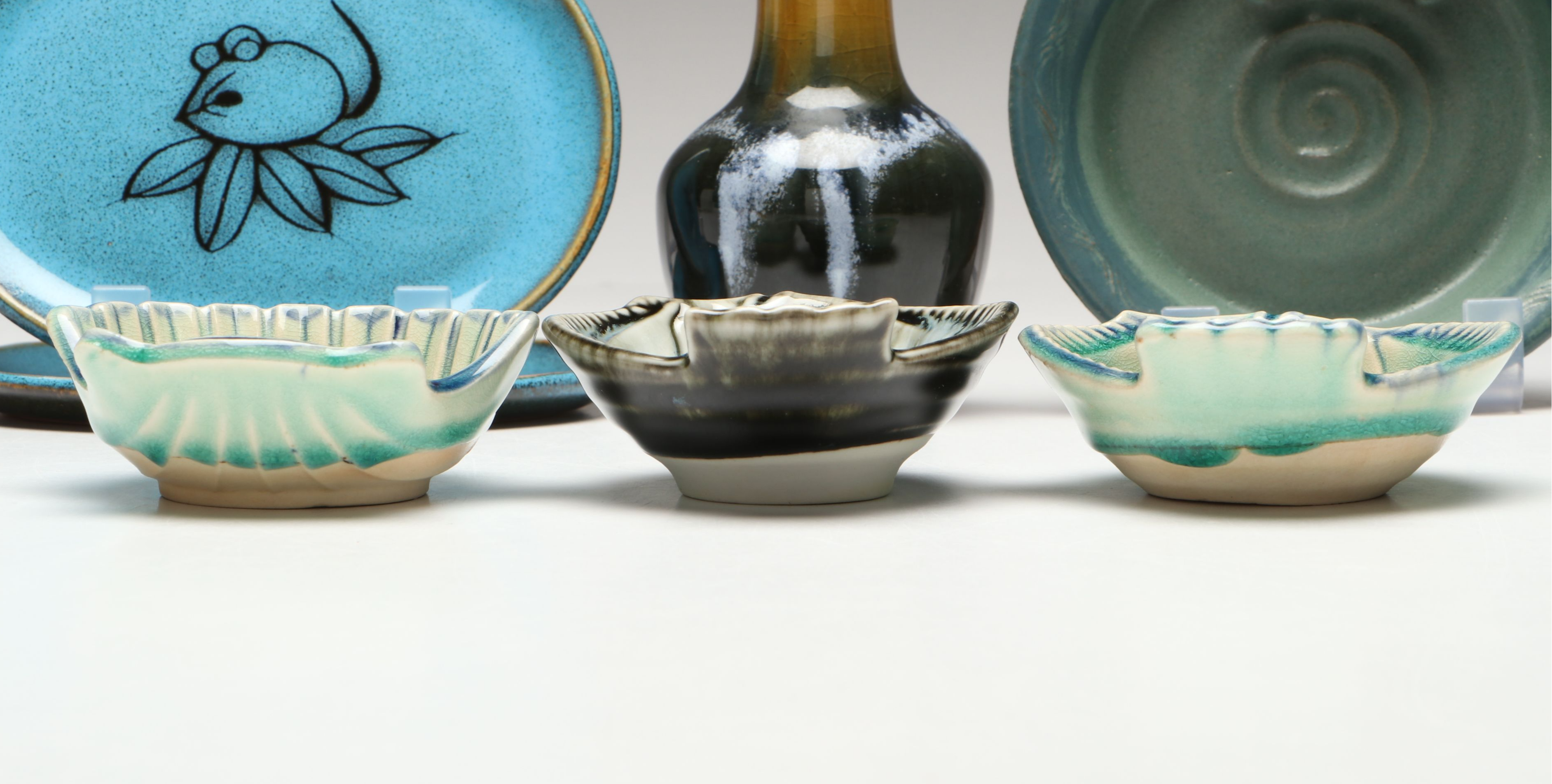 Japanese Art Pottery Ikebana Flower Frog with Vase, Trays, and More Tableware