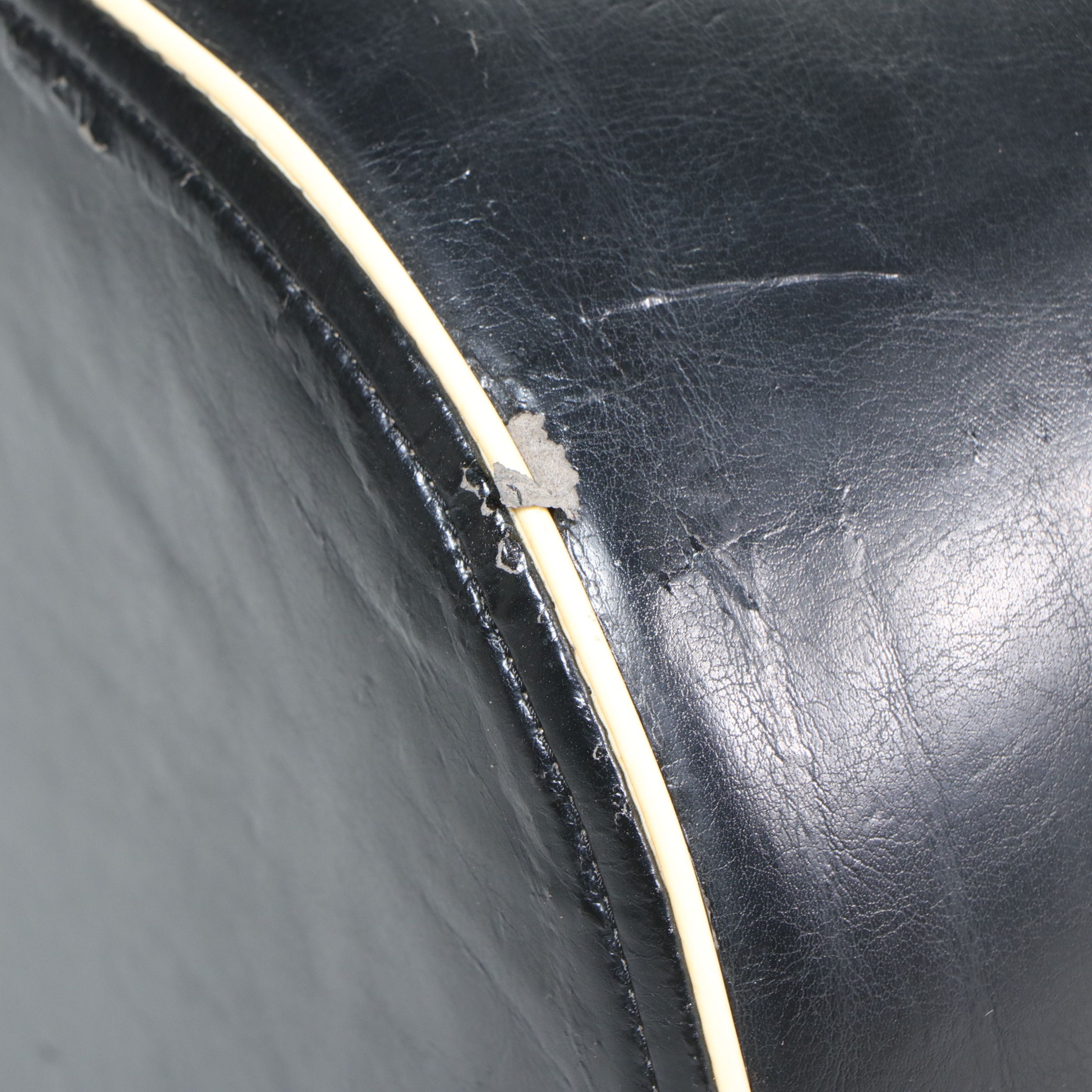 Master Massage Equipment Portable Folding Massage Table